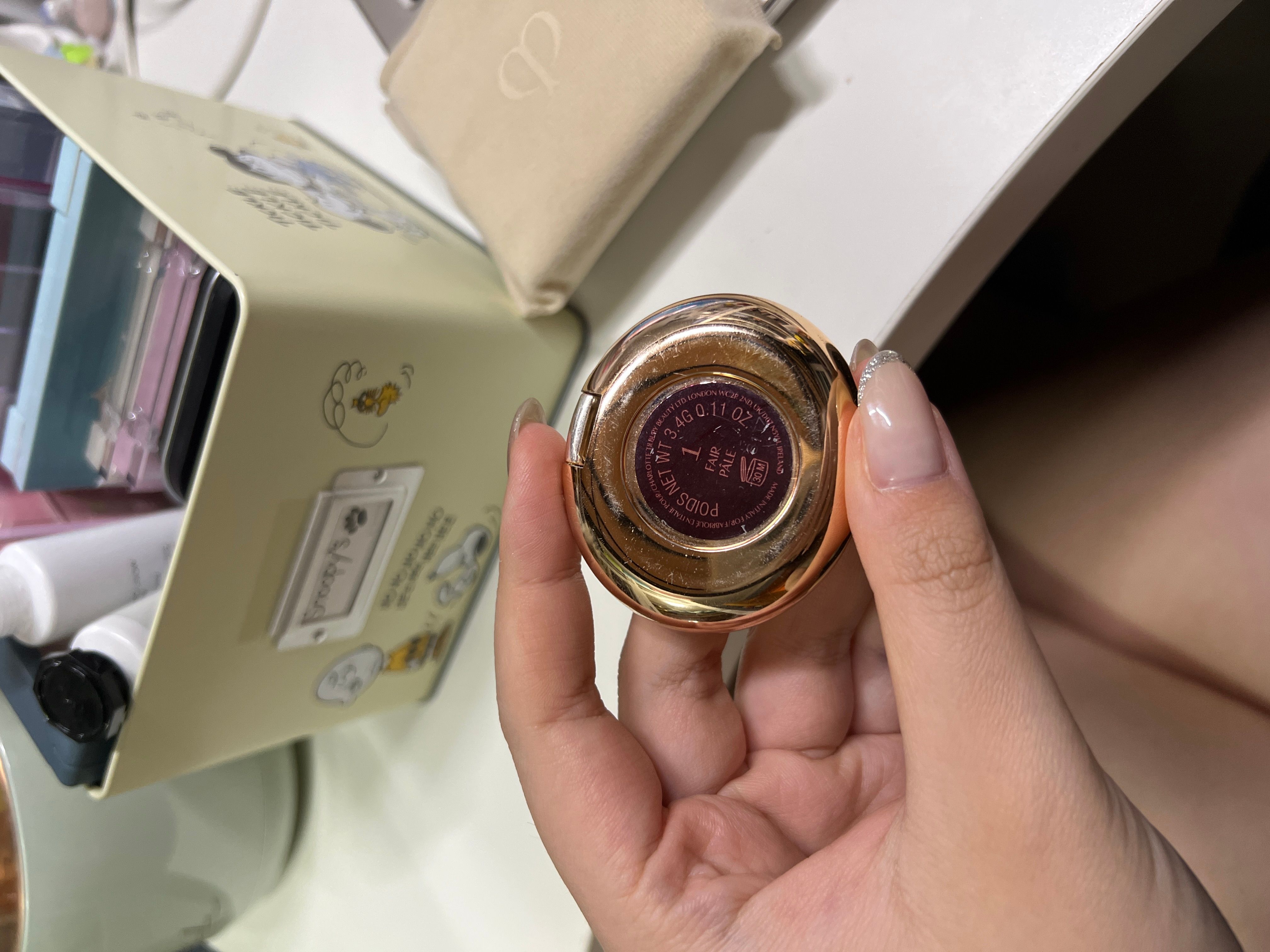 Charlotte Tilbury 輕盈無瑕蜜粉 真實評價/用後感 byagn*****ang 1 Charlotte Tilbury 輕盈無瑕蜜粉 真實評價/實測照片 byagn*****ang 1