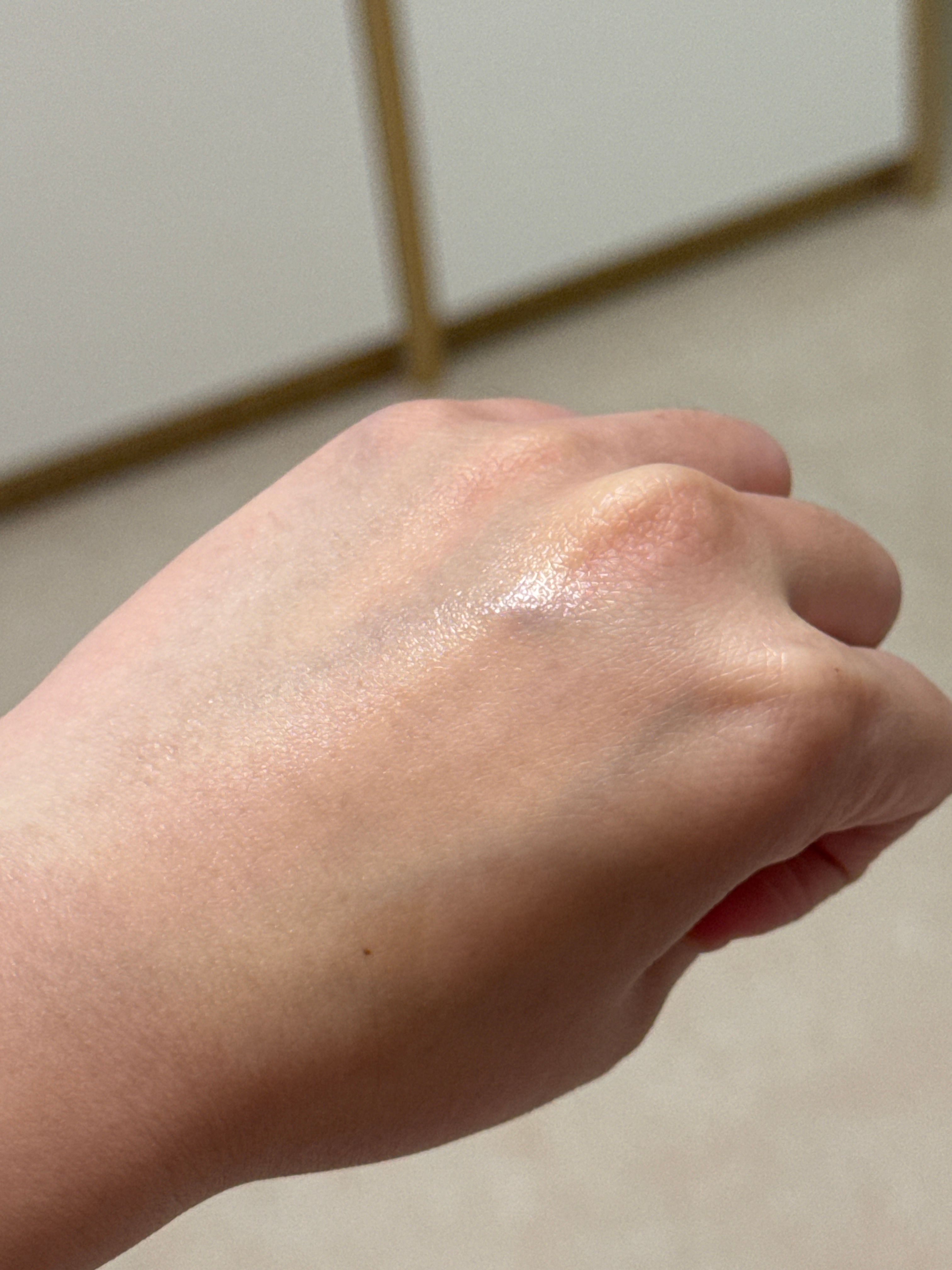 Fenty Beauty You Mist Makeup-Extending Setting Spray 真實評價/用後感 bylin****chu 1 Fenty Beauty You Mist Makeup-Extending Setting Spray 真實評價/實測照片 bylin****chu 1
