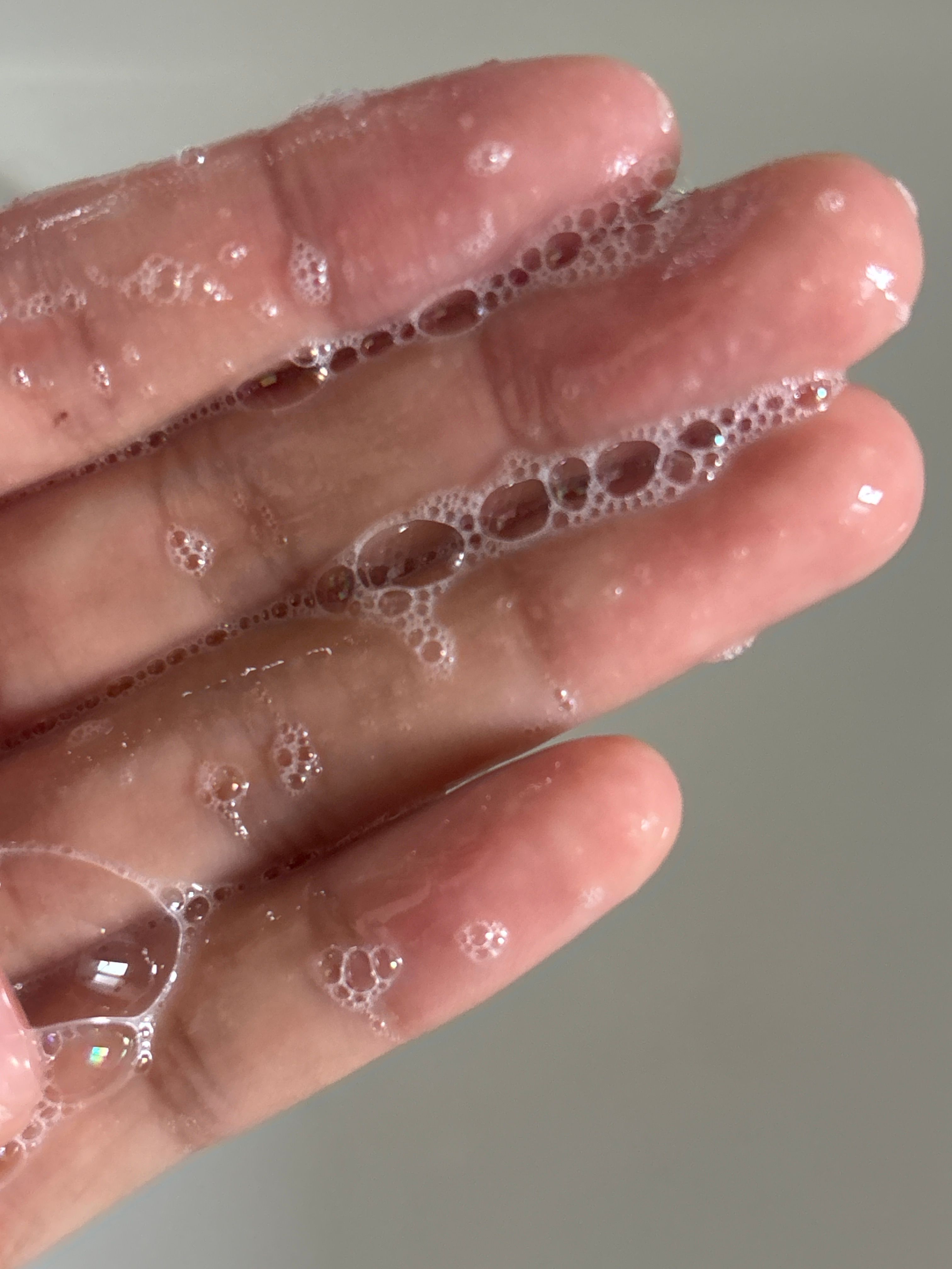 Johnson's 強生嬰兒牛奶純米沐浴乳 真實評價/實測照片 byC**. 1