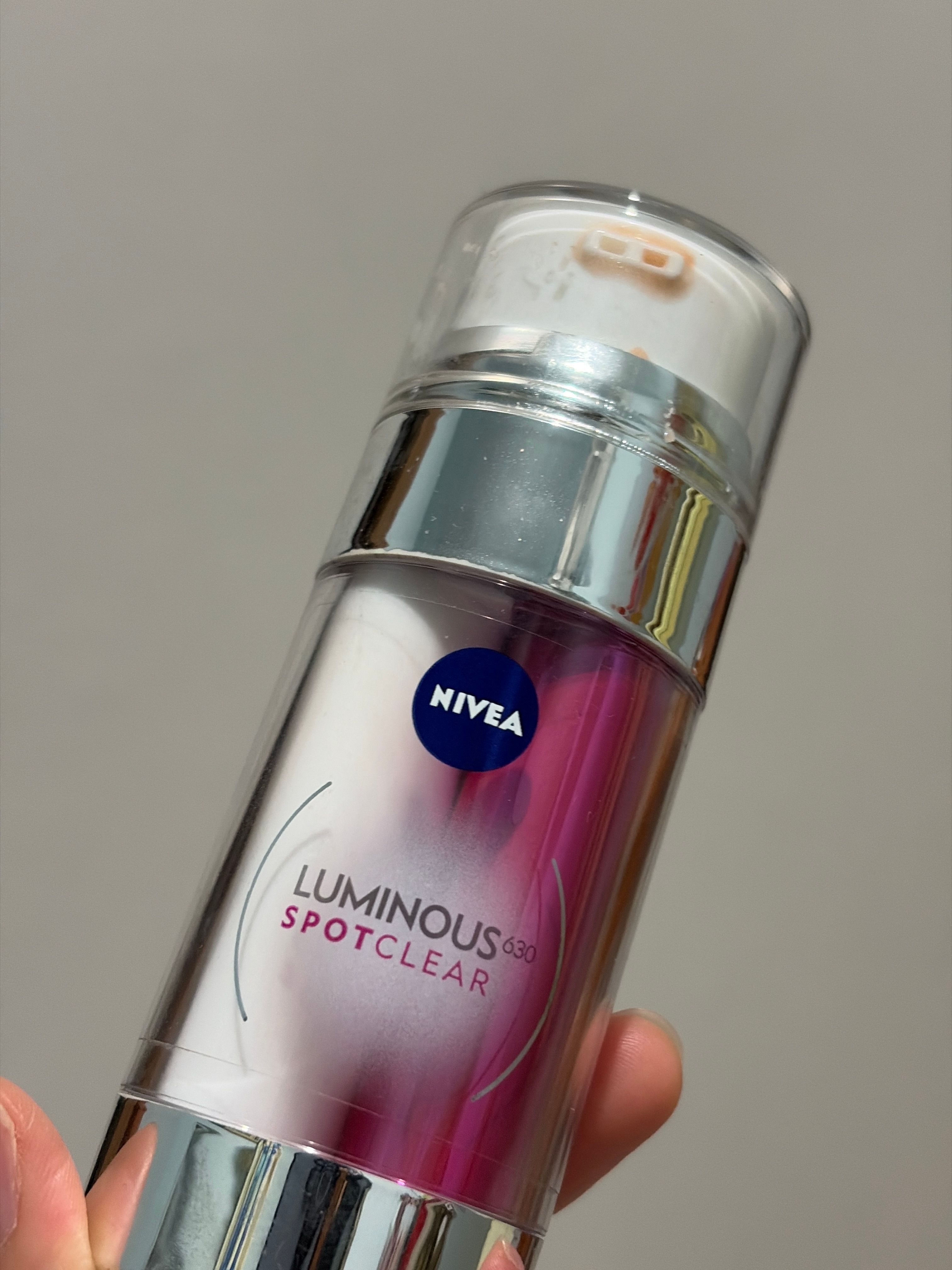 Nivea Luminous630 雙效淡斑透白精華 真實評價/實測照片 byleu*************com 2