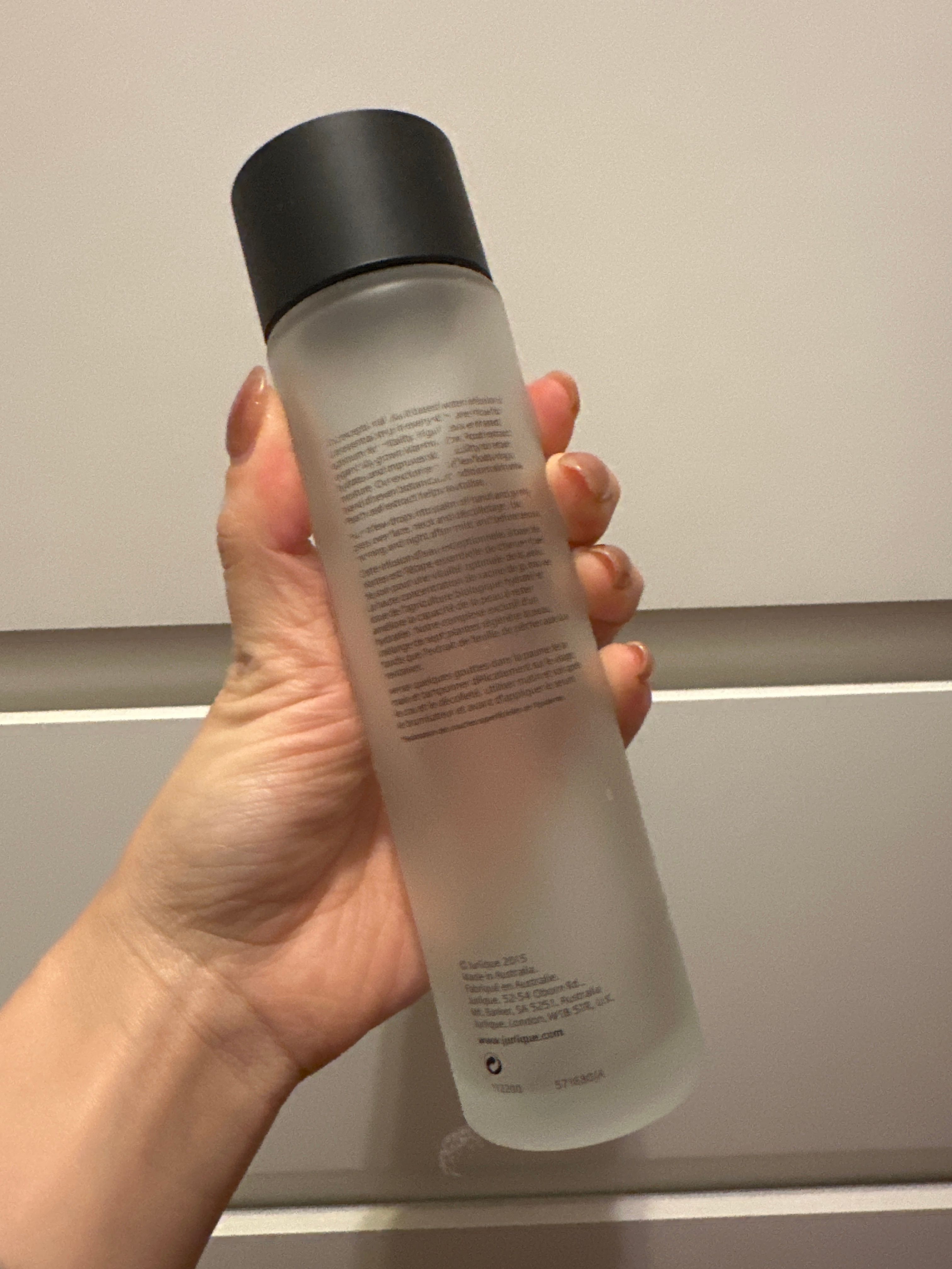 Jurlique 升級版活肌水精華 真實評價/用後感 byT* 1 Jurlique 升級版活肌水精華 真實評價/實測照片 byT* 1