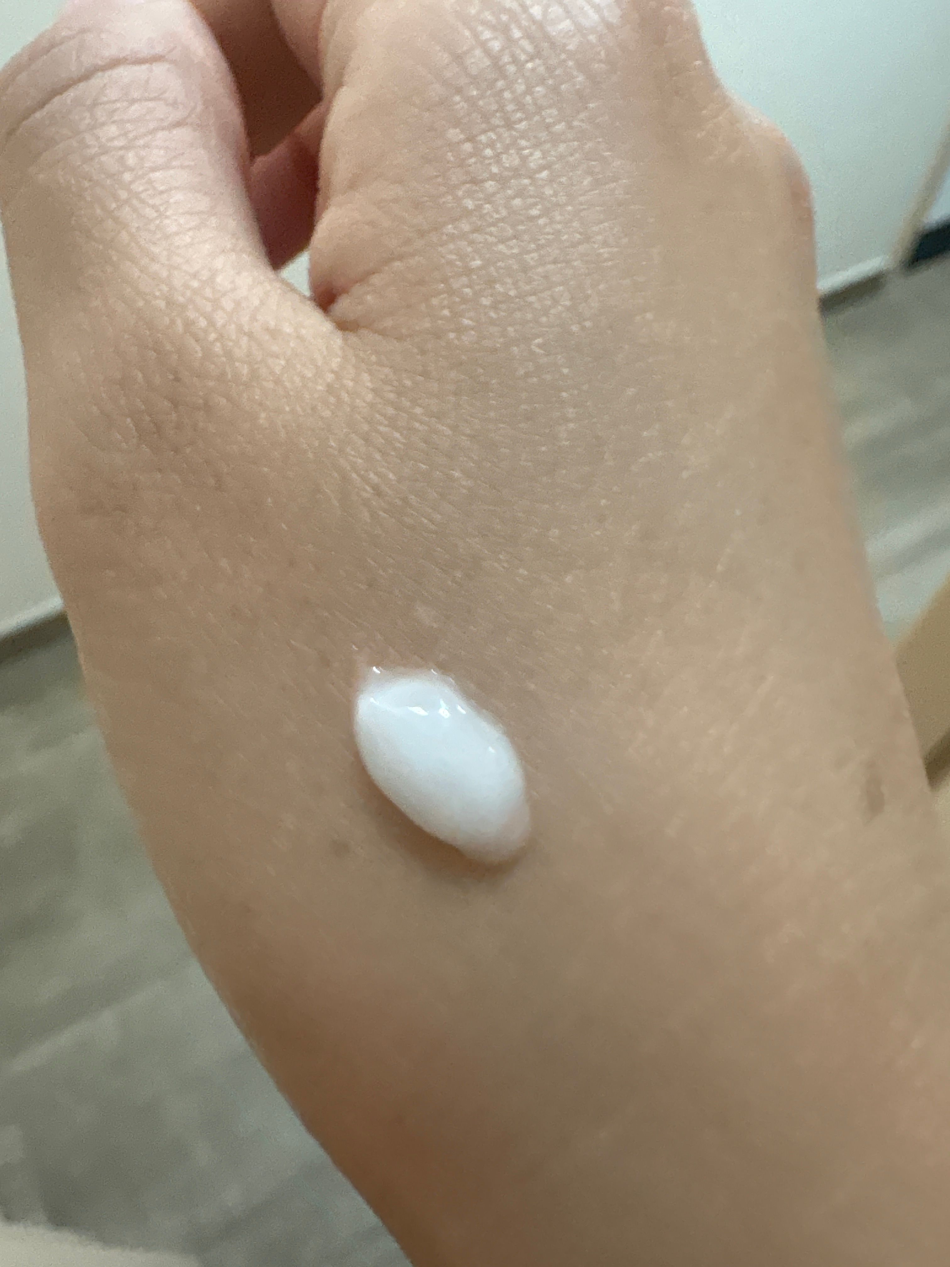 La Roche-Posay 理膚泉特安修護安心乳 真實評價/實測照片 byjoa*************com 1