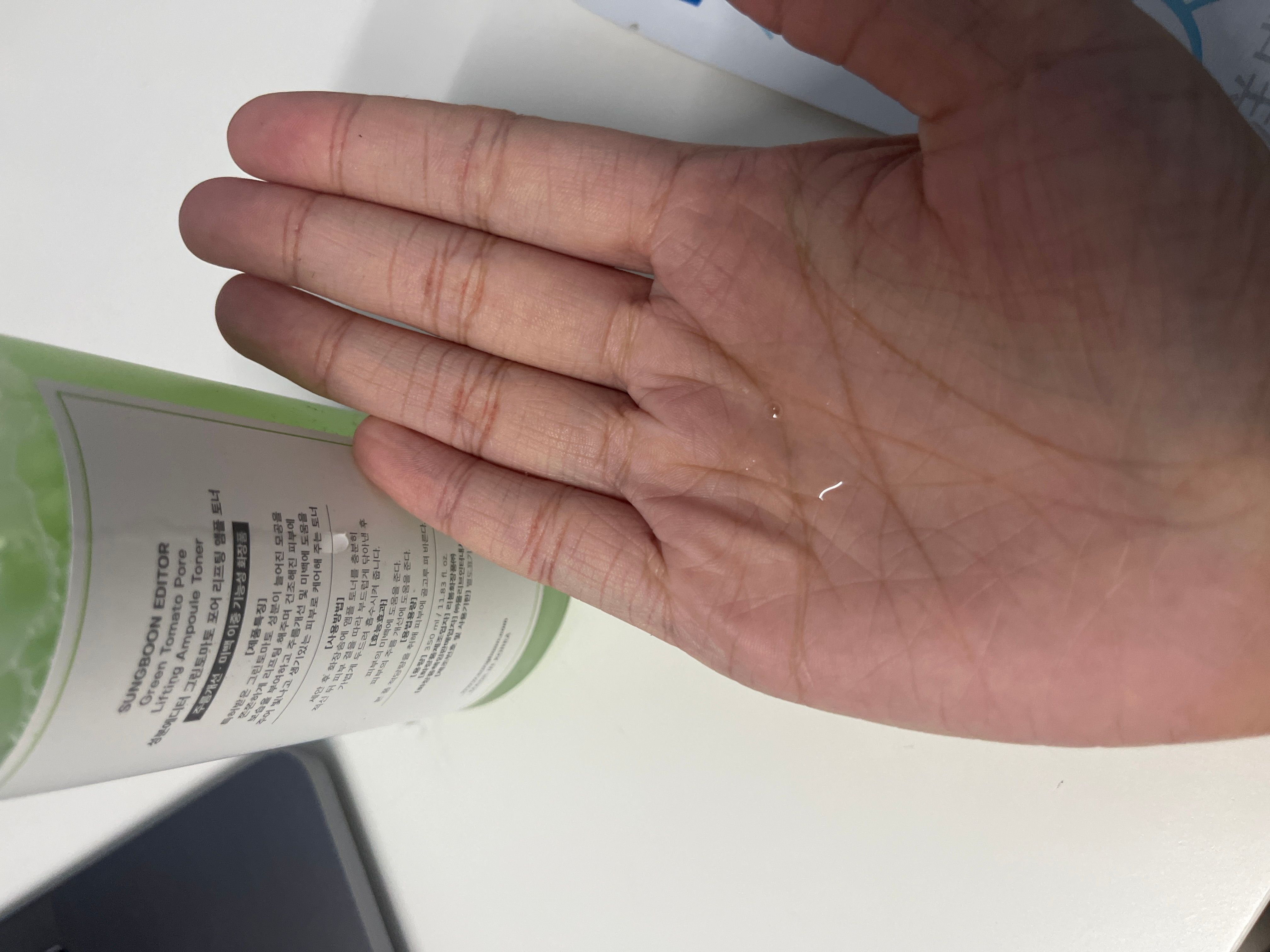 SUNGBOON EDITOR 綠蕃茄緊緻毛孔精華化妝水 真實評價/實測照片 byY**G 1