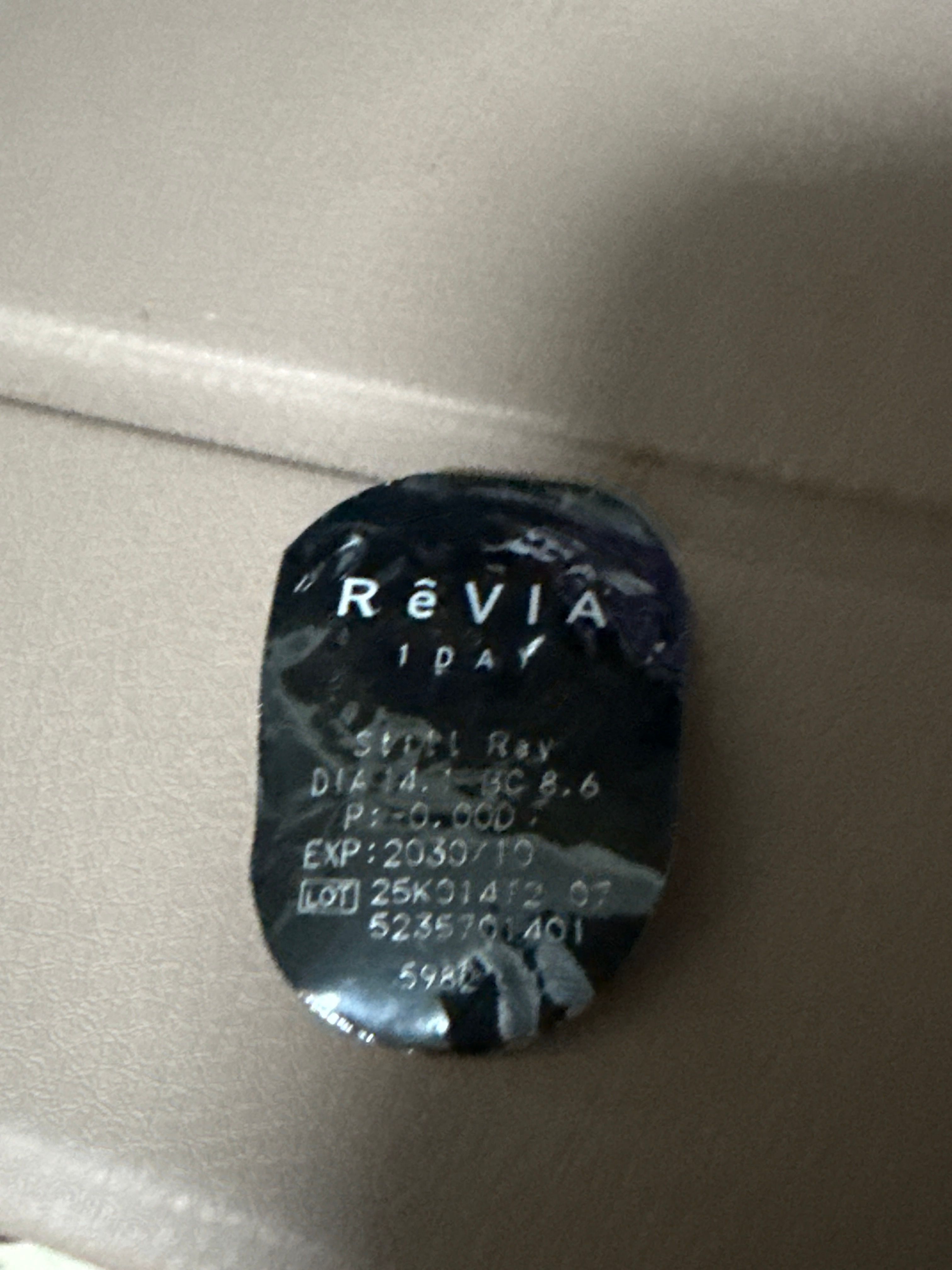 REVIA 彩妝隱形眼鏡 真實評價/實測照片 bywin*************com 2
