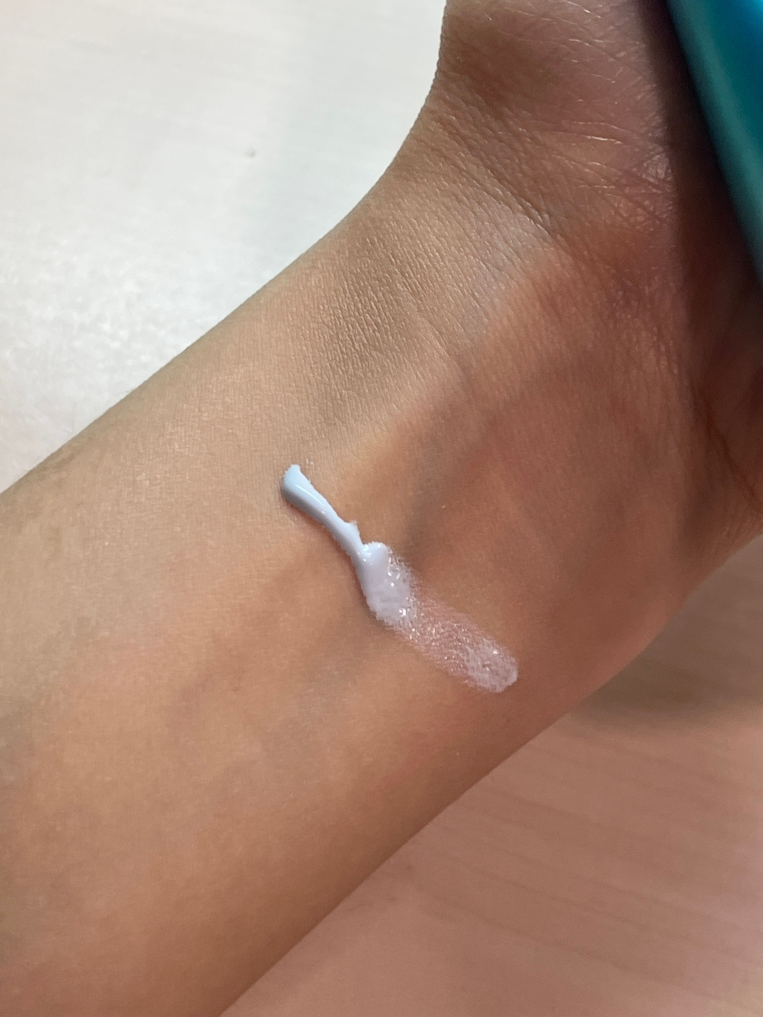 Sunplay 美肌亮膚防曬隔離霜SPF50+ PA++++ 真實評價/實測照片 by姚*雯 1
