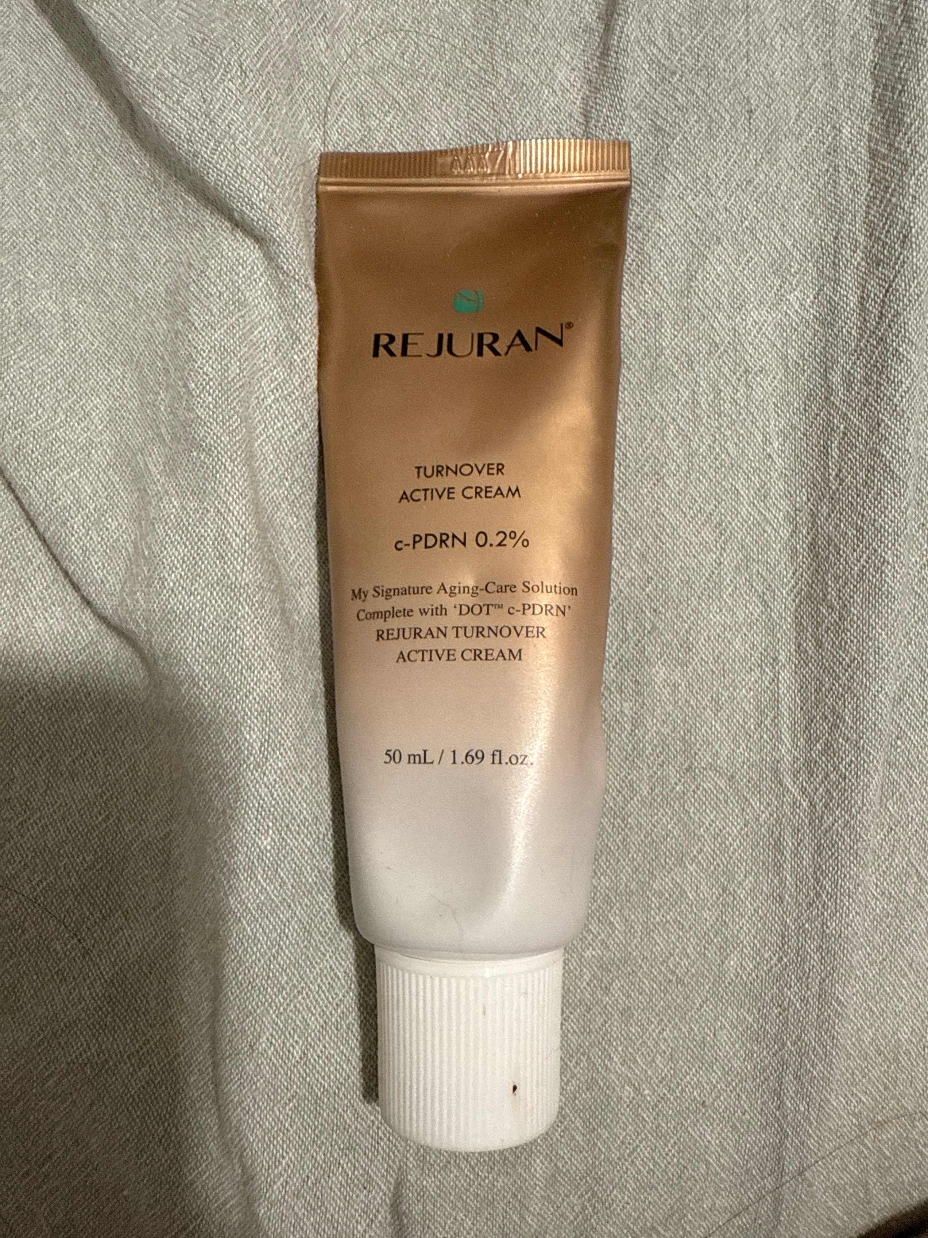 REJURAN 麗珠蘭 金裝回春霜(第二代升級版) 真實評價/用後感 byCa****an 2 REJURAN 麗珠蘭 金裝回春霜(第二代升級版) 真實評價/實測照片 byCa****an 2