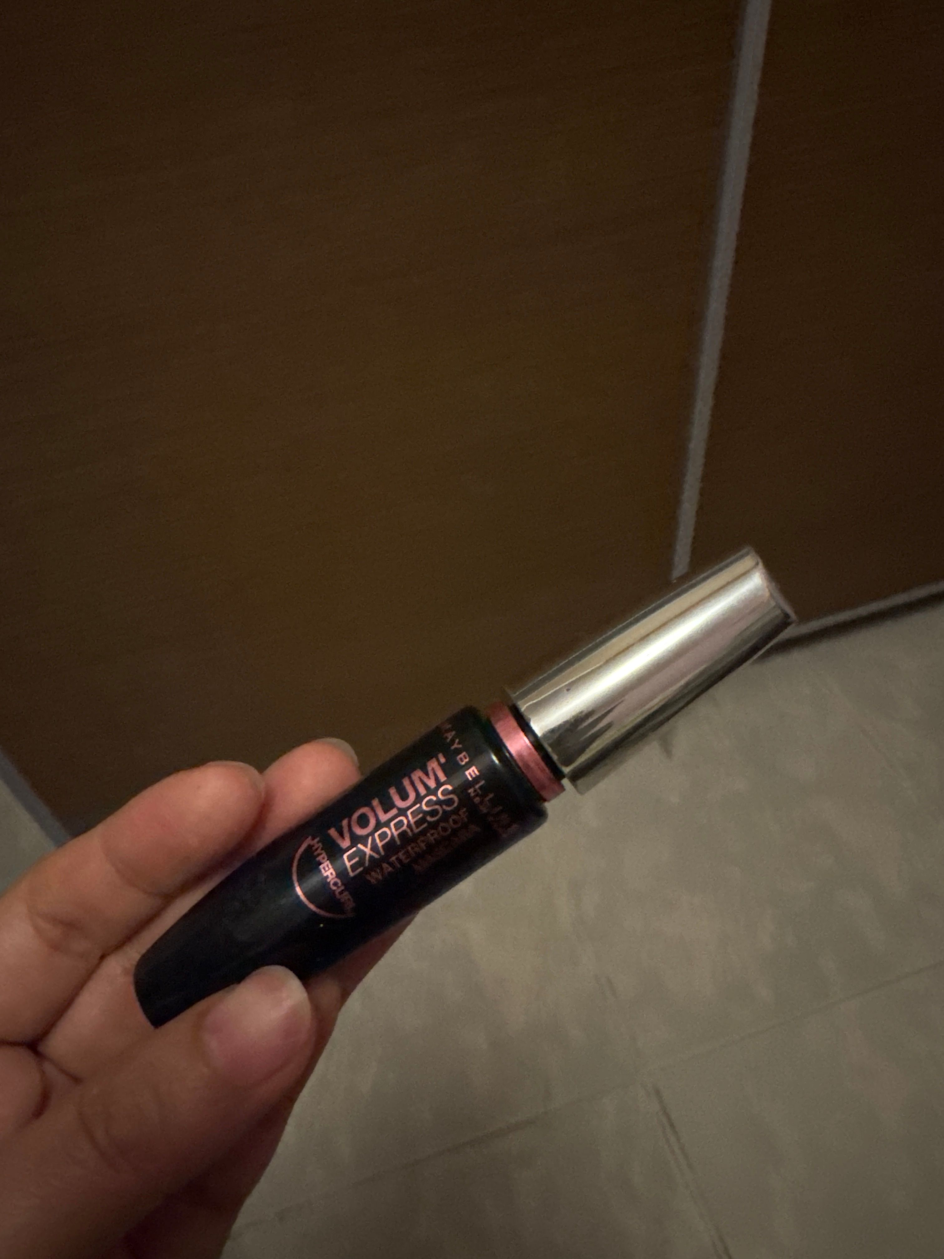 Maybelline New York 瞬盈防水睫毛液 真實評價/用後感 byUPE********** Lo 1 Maybelline New York 瞬盈防水睫毛液 真實評價/實測照片 byUPE********** Lo 1