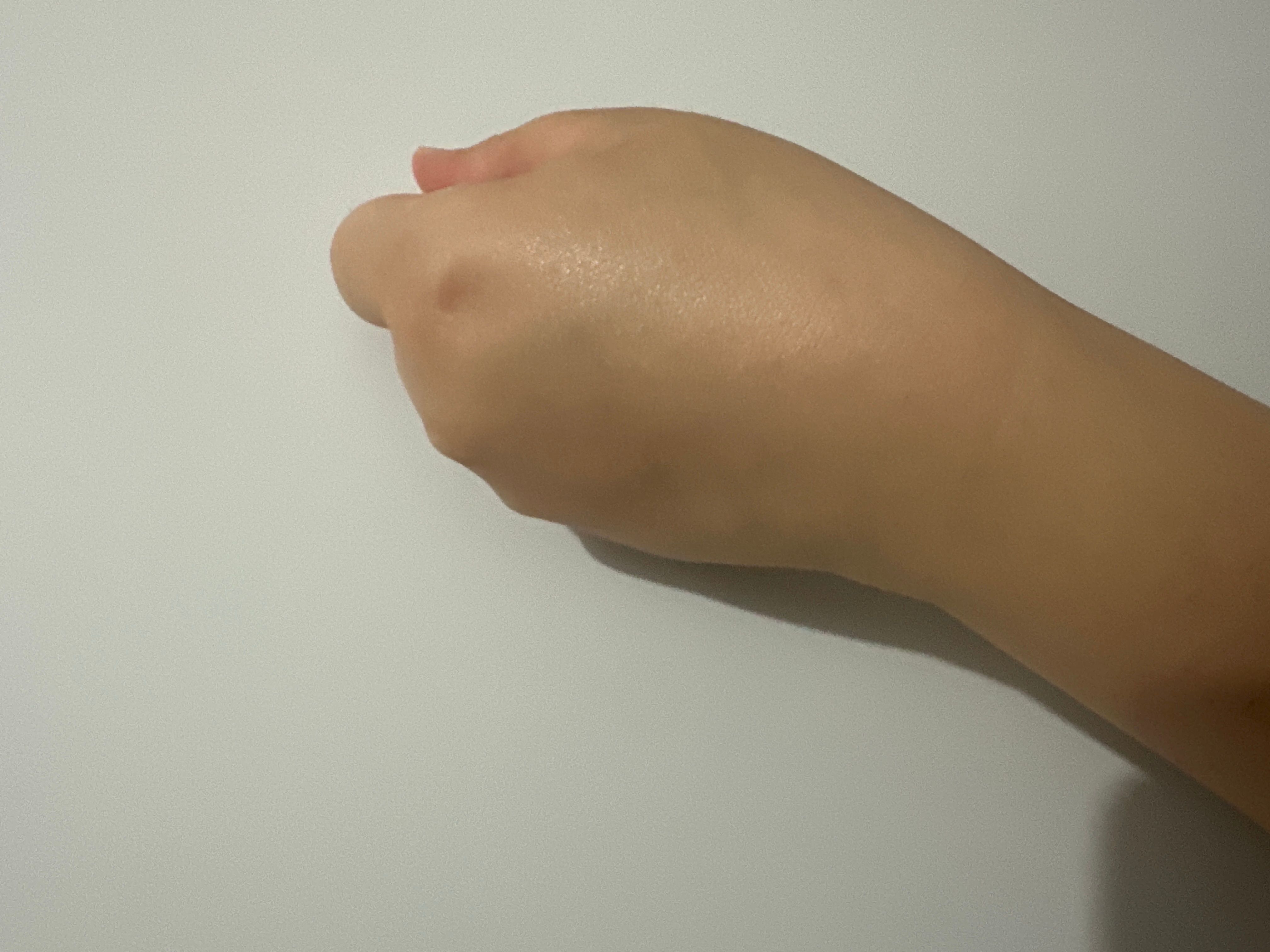 Giorgio Armani 絲光輕透氣墊精華粉底 SPF23 真實評價/用後感 byman*****************com 1 Giorgio Armani 絲光輕透氣墊精華粉底 SPF23 真實評價/實測照片 byman*****************com 1