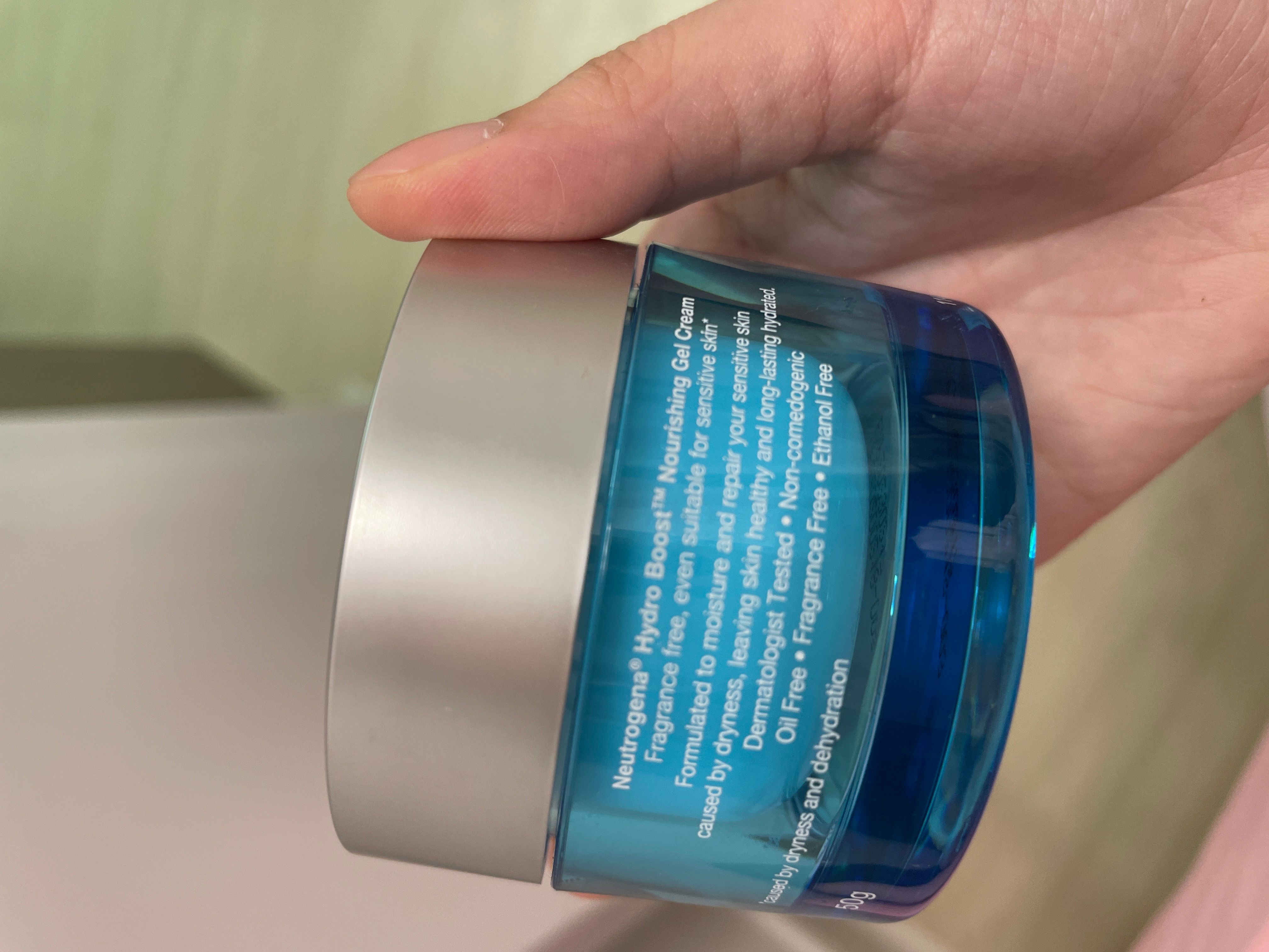 Neutrogena 露得清 露得清水活保濕無香特潤凝霜 真實評價/用後感 byAd***it 1 Neutrogena 露得清 露得清水活保濕無香特潤凝霜 真實評價/實測照片 byAd***it 1