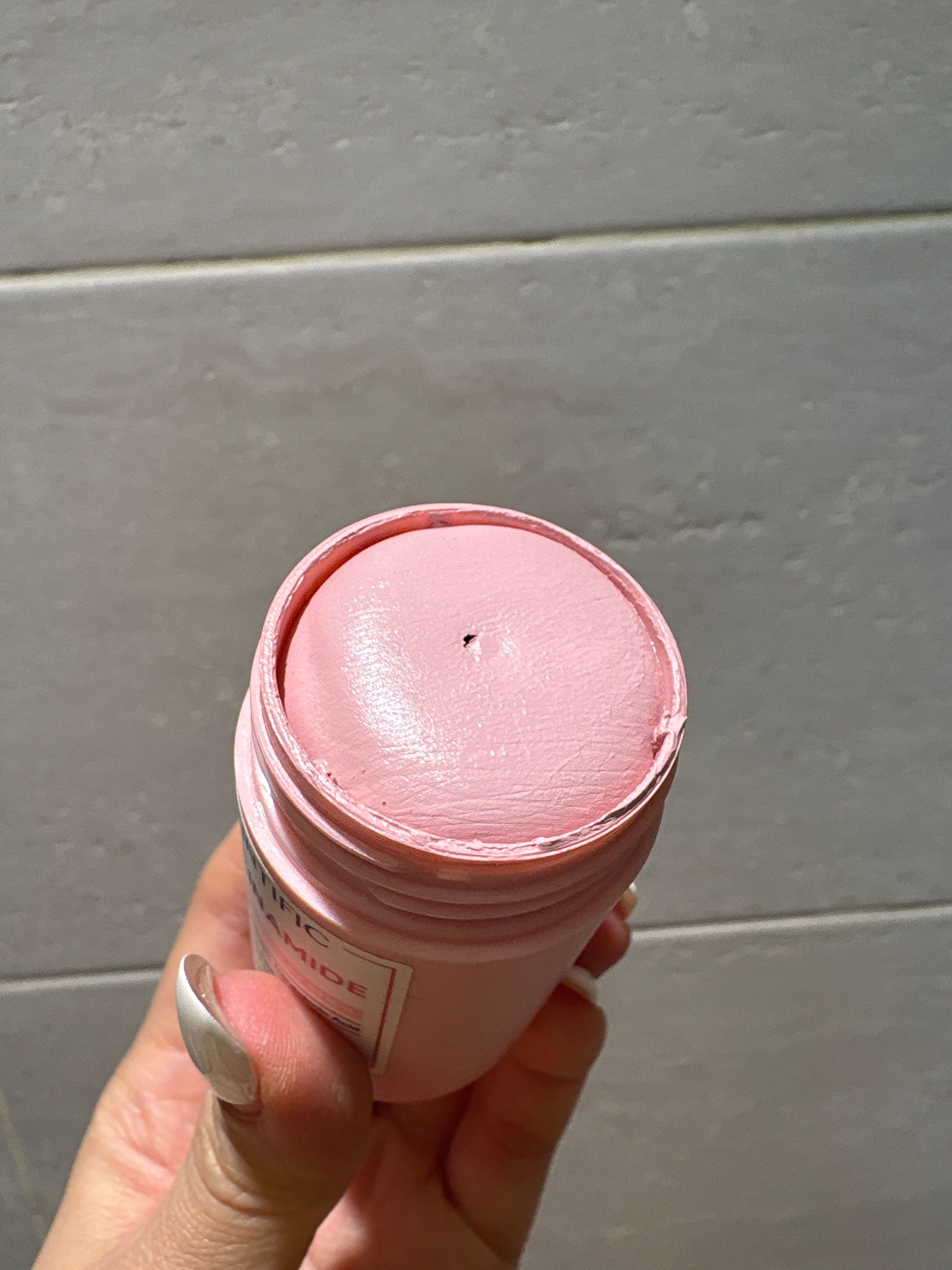 Skintific 煙酰胺亮白固體泥膜棒 真實評價/用後感 byHah***0.0 1 Skintific 煙酰胺亮白固體泥膜棒 真實評價/實測照片 byHah***0.0 1