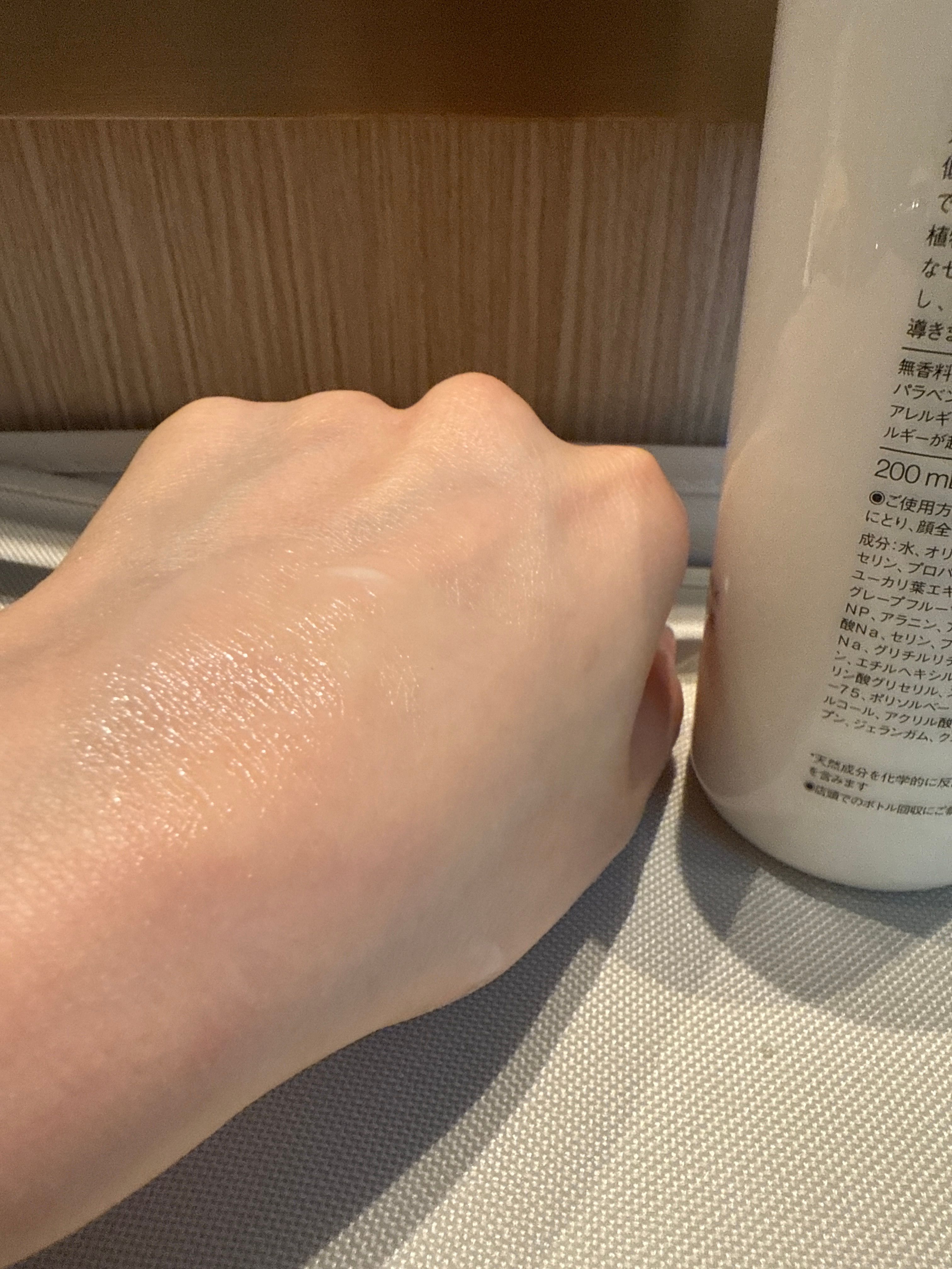 Muji 敏感肌滋潤乳液 保濕 真實評價/實測照片 byMan****han 2