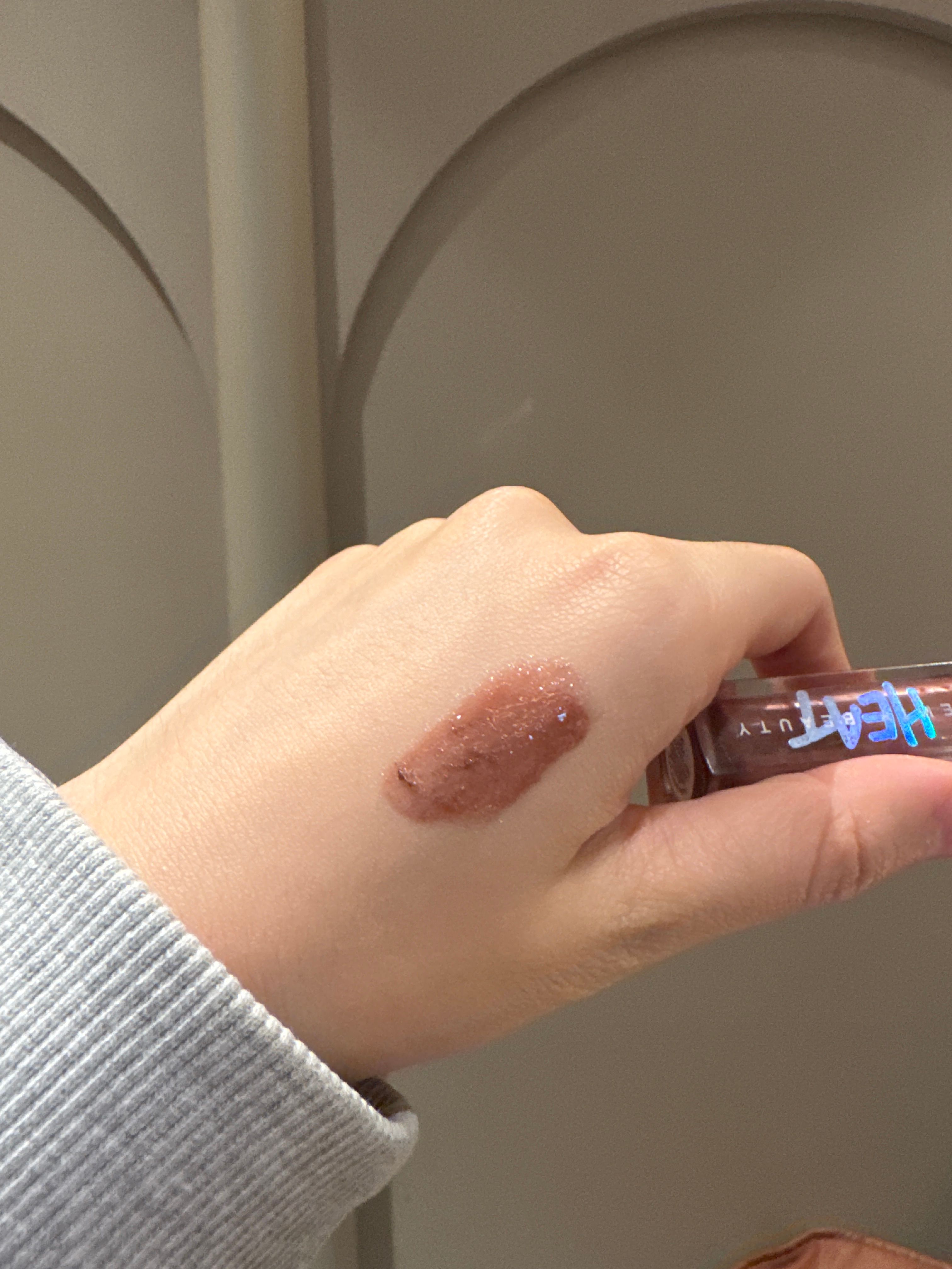 Fenty Beauty 通用唇彩 真實評價/實測照片 byCat******rld 1