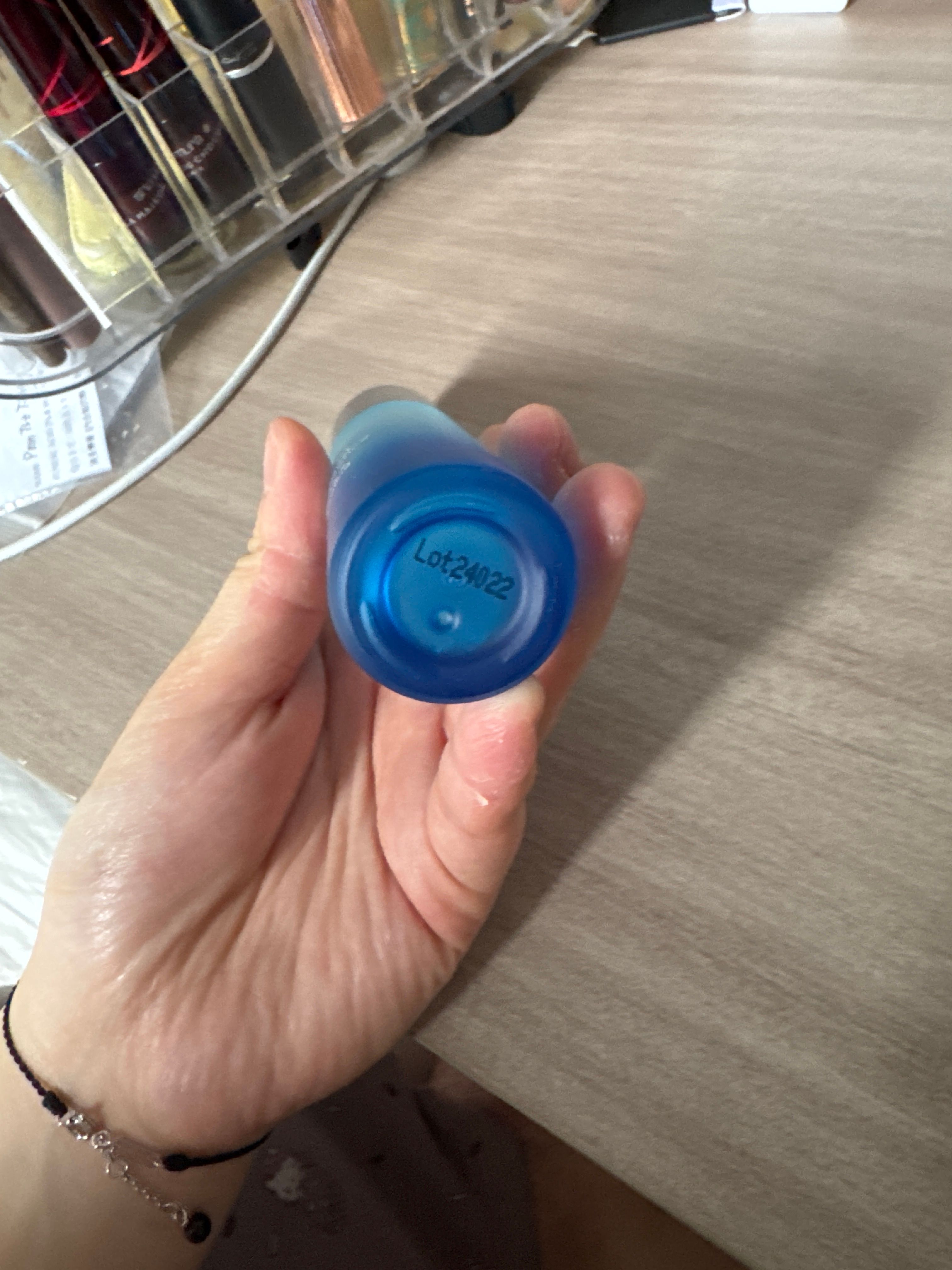 Eurobeaute 三重水生零瑕激活精華 Water Boost Bi- Phase Essence 真實評價/實測照片 byTsz************oon 1