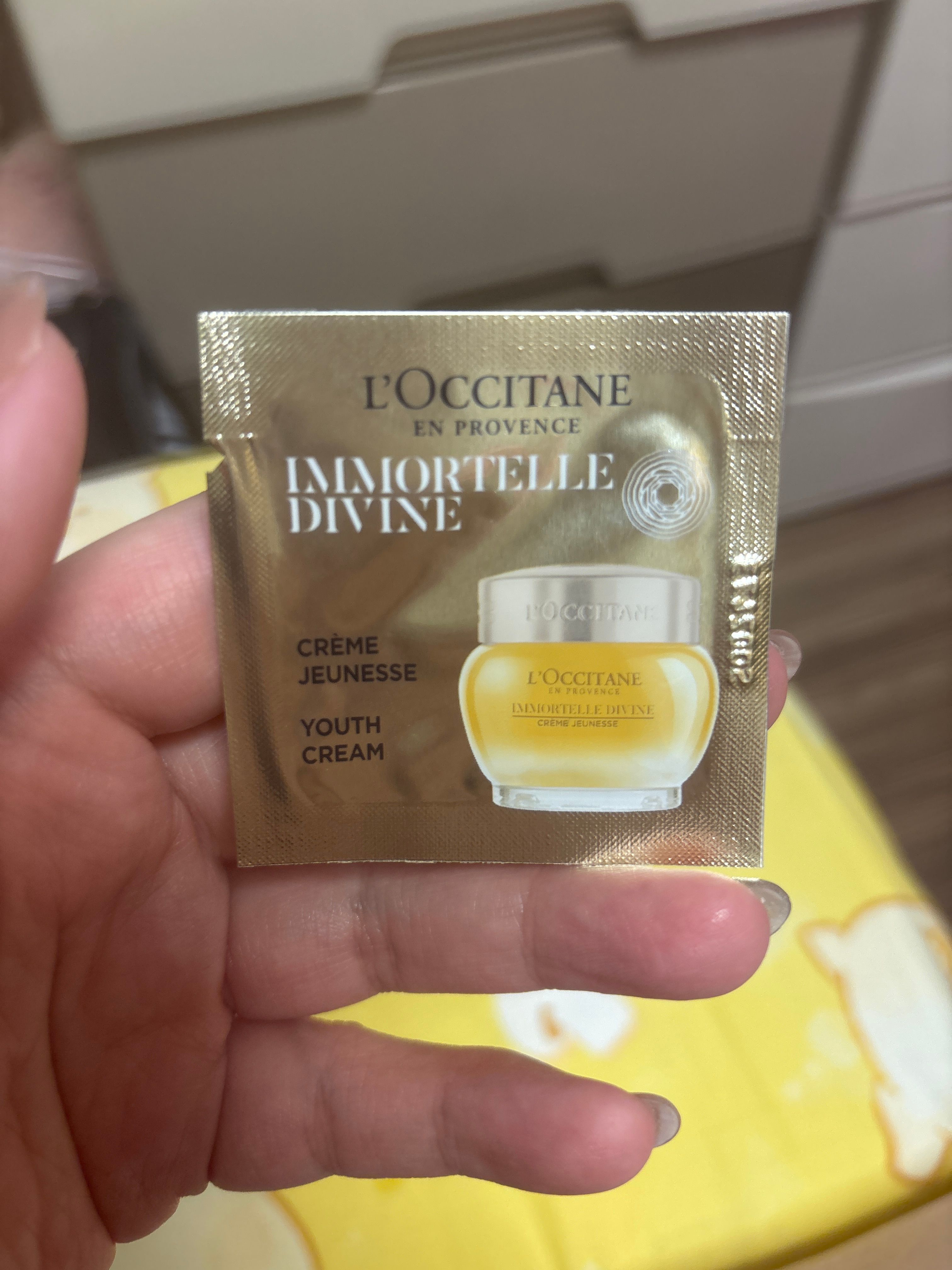L'Occitane 升級版 蠟菊極致修護精華露 Immortelle Divine Serum 真實評價/實測照片 bydeb******************com 1