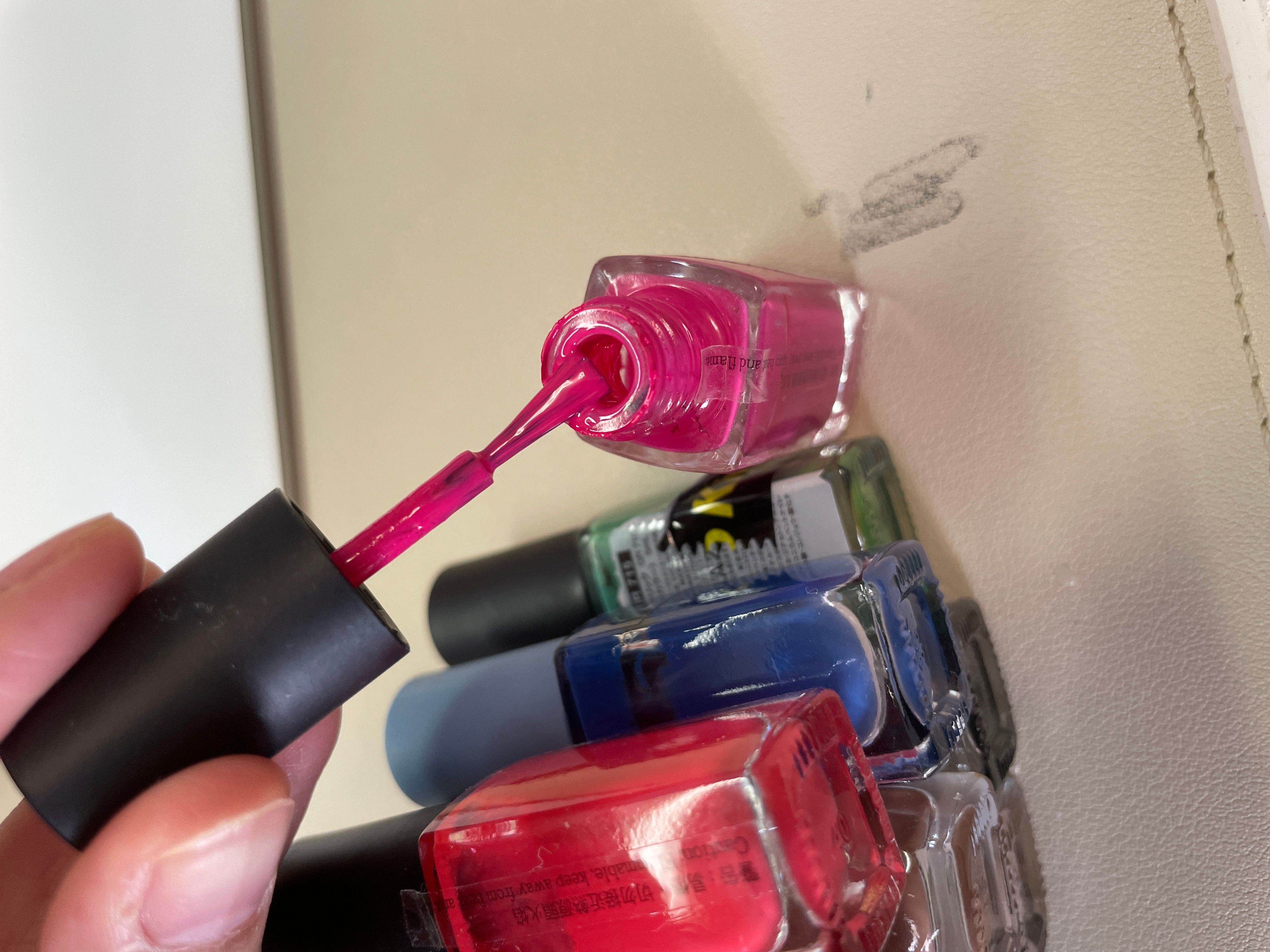 Nailholic 指甲油 真實評價/實測照片 bytsa*******************com 1