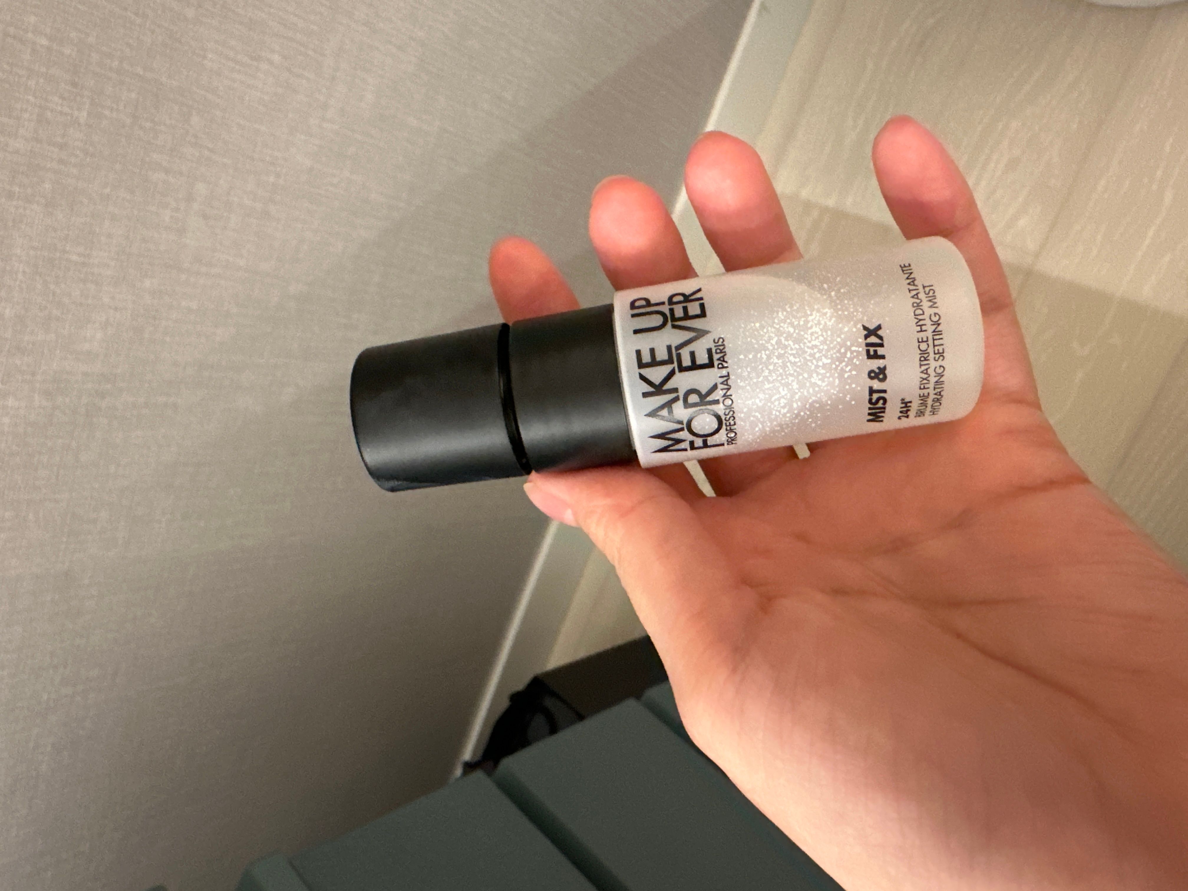 Make Up For Ever 極持妝保濕噴霧 真實評價/用後感 byTif*****Sin 1 Make Up For Ever 極持妝保濕噴霧 真實評價/實測照片 byTif*****Sin 1