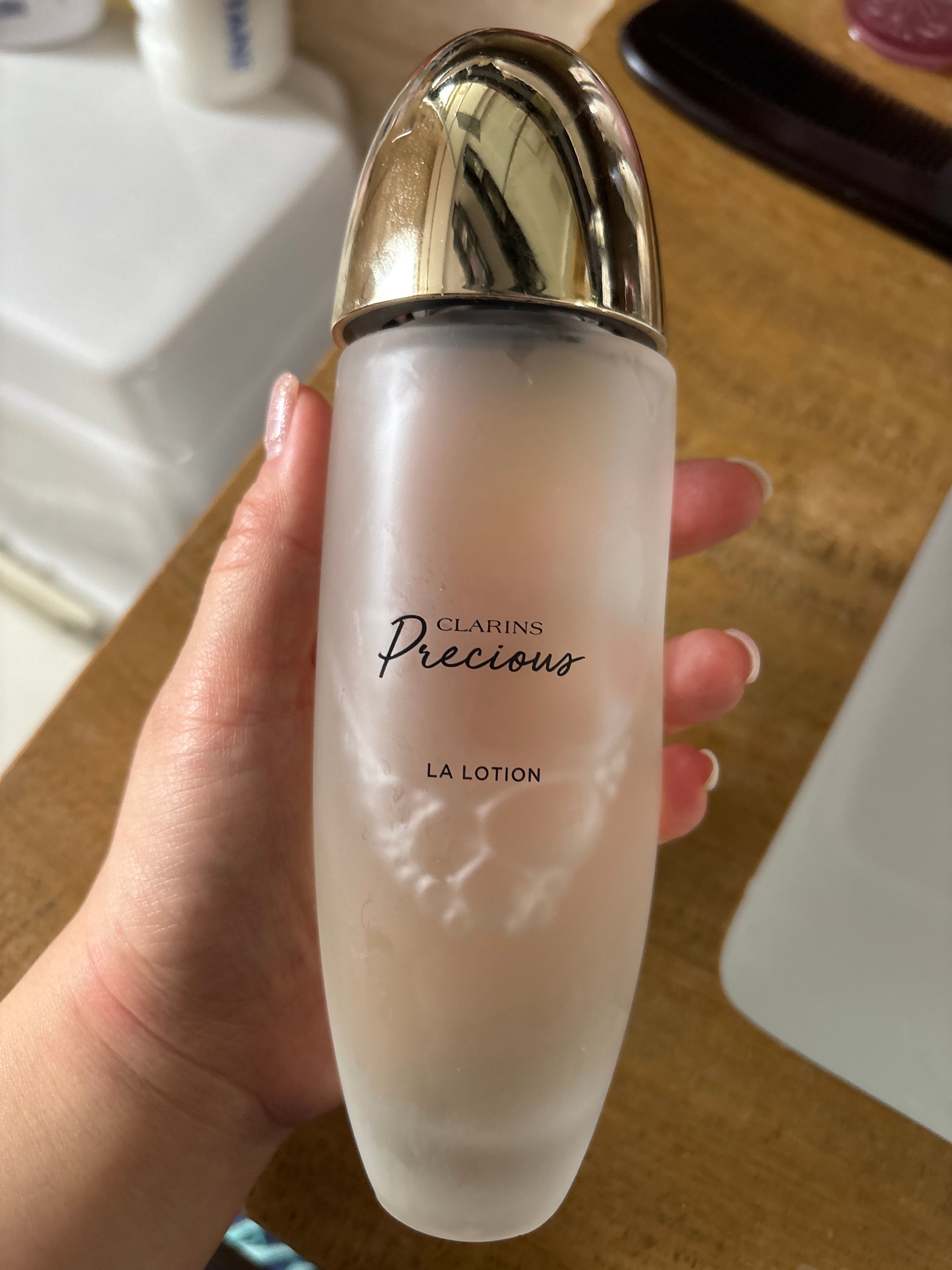 CLARINS Precious 至臻凝時精華水 LA LOTION 真實評價/用後感 byHeb***ong 1 CLARINS Precious 至臻凝時精華水 LA LOTION 真實評價/實測照片 byHeb***ong 1