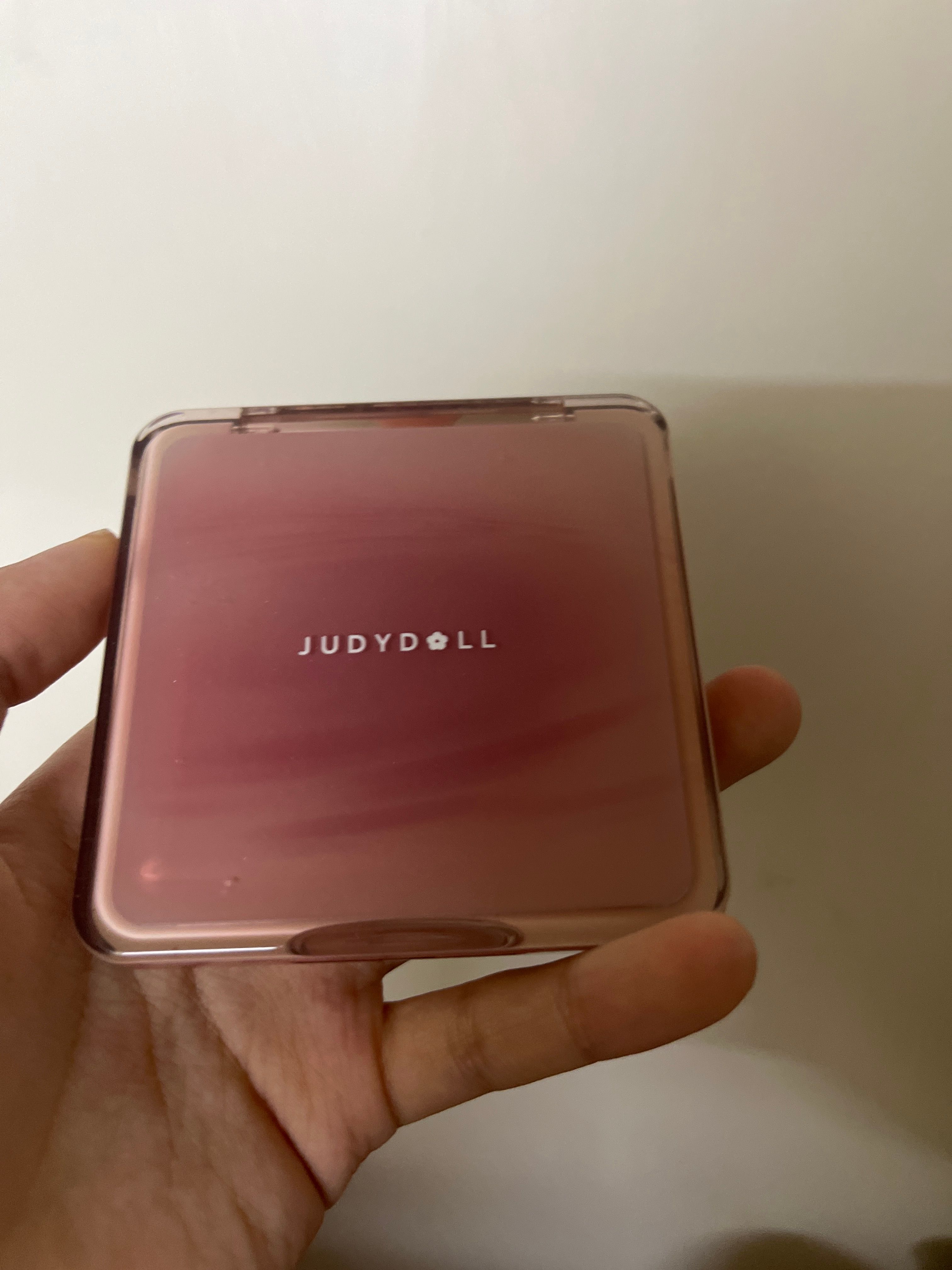 Judy Doll 橘朵 2合1高光修容盤 真實評價/用後感 bykal***************com 2 Judy Doll 橘朵 2合1高光修容盤 真實評價/實測照片 bykal***************com 2
