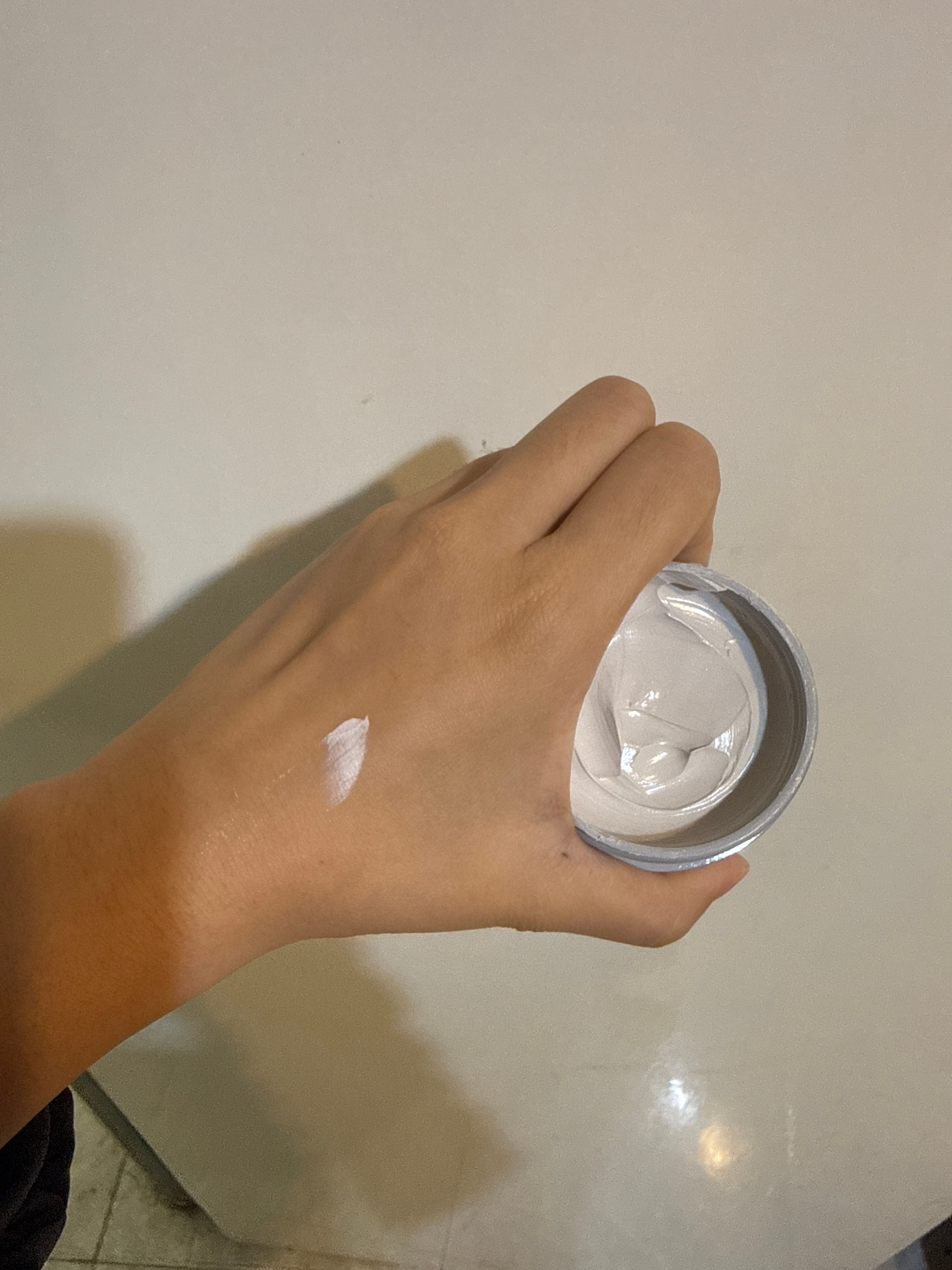 Kiehl's 亞瑪遜白泥毛孔深層清潔面膜 真實評價/用後感 bySu****ai 1 Kiehl's 亞瑪遜白泥毛孔深層清潔面膜 真實評價/實測照片 bySu****ai 1