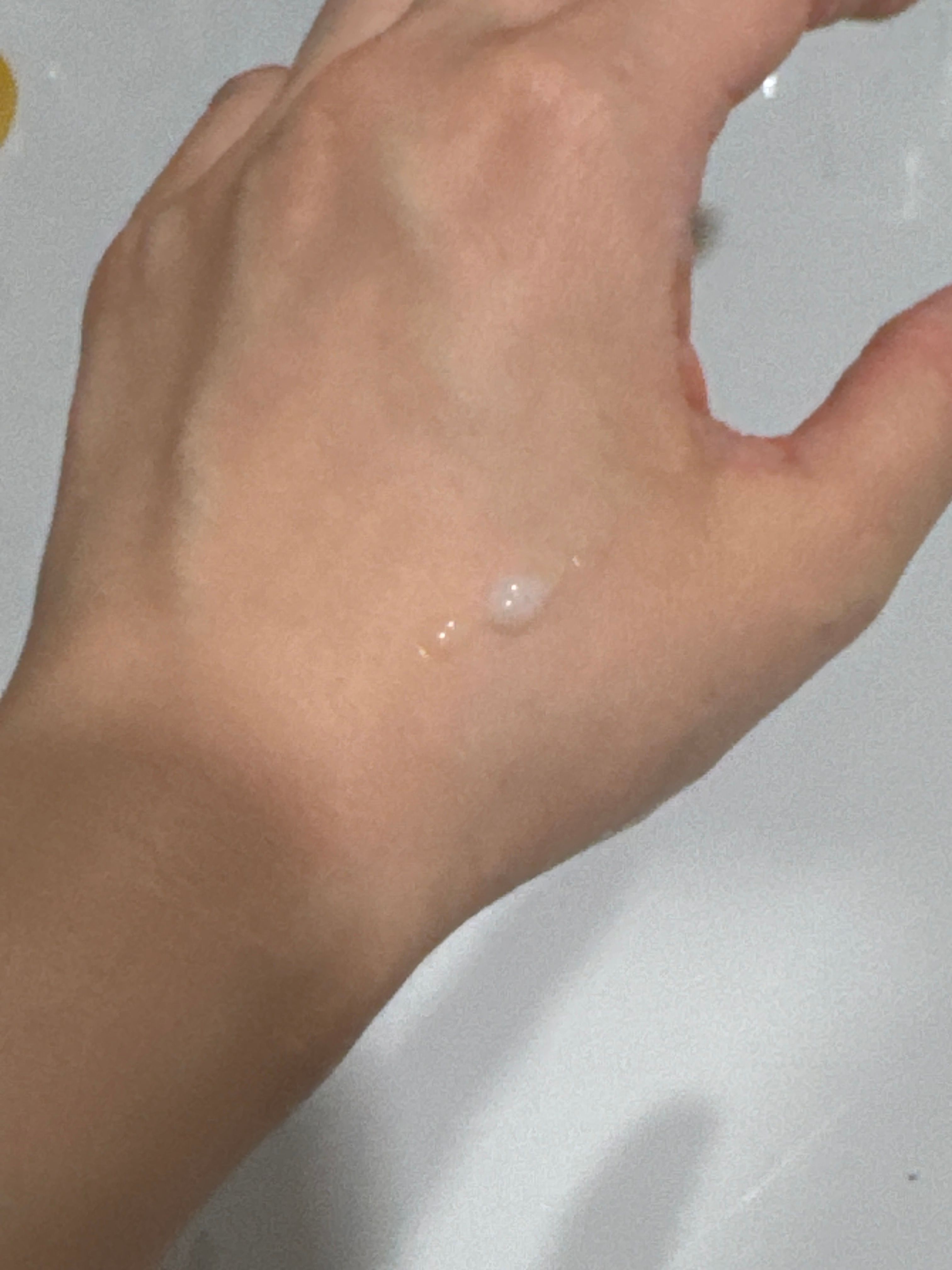 VT Cosmetics VT 塗抹式微針精華 100 真實評價/實測照片 byE*i 1