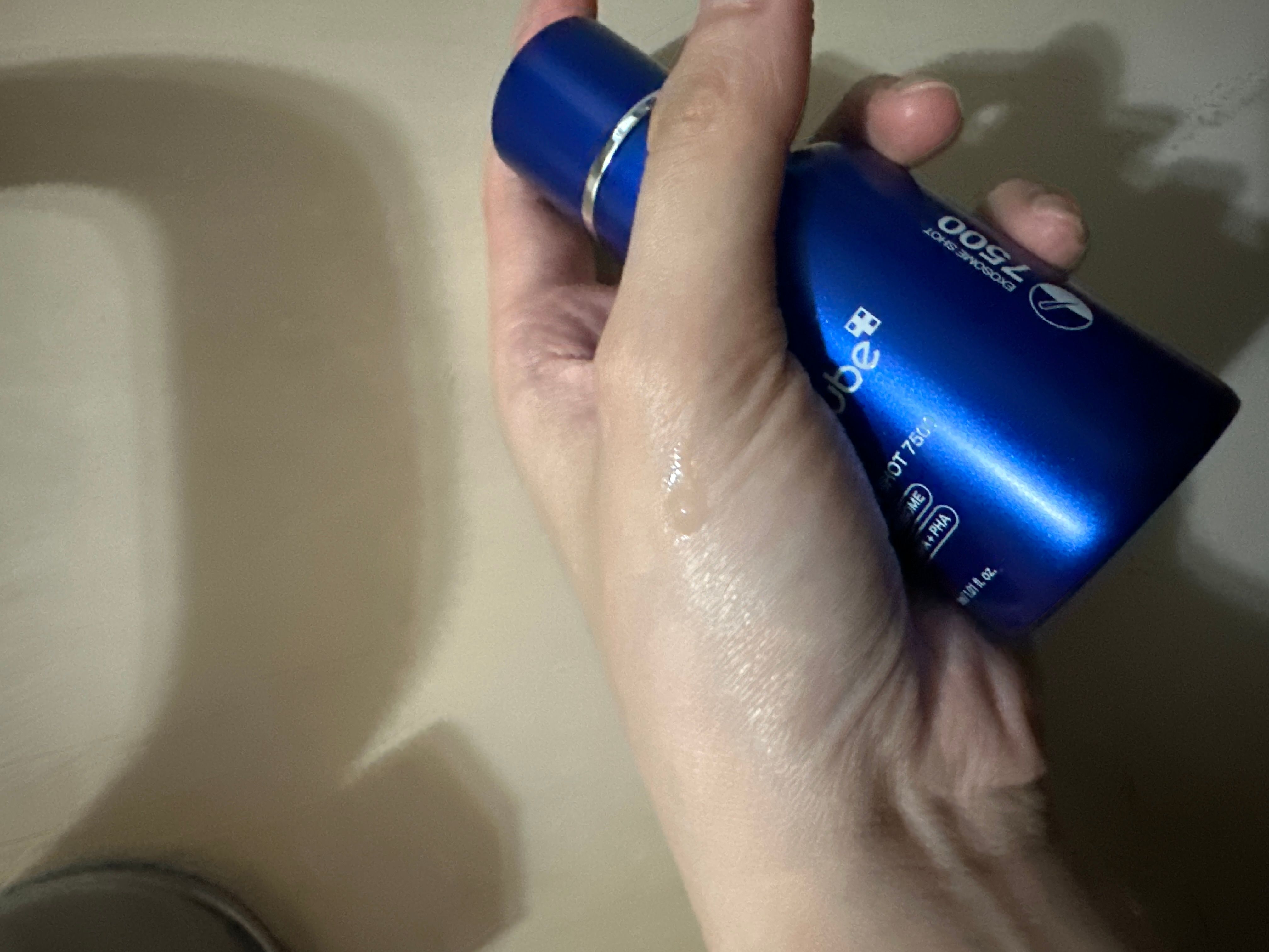 Medicube ZERO微針全效毛孔安瓶 7,500ppm 真實評價/用後感 bywai********************com 1 Medicube ZERO微針全效毛孔安瓶 7,500ppm 真實評價/實測照片 bywai********************com 1