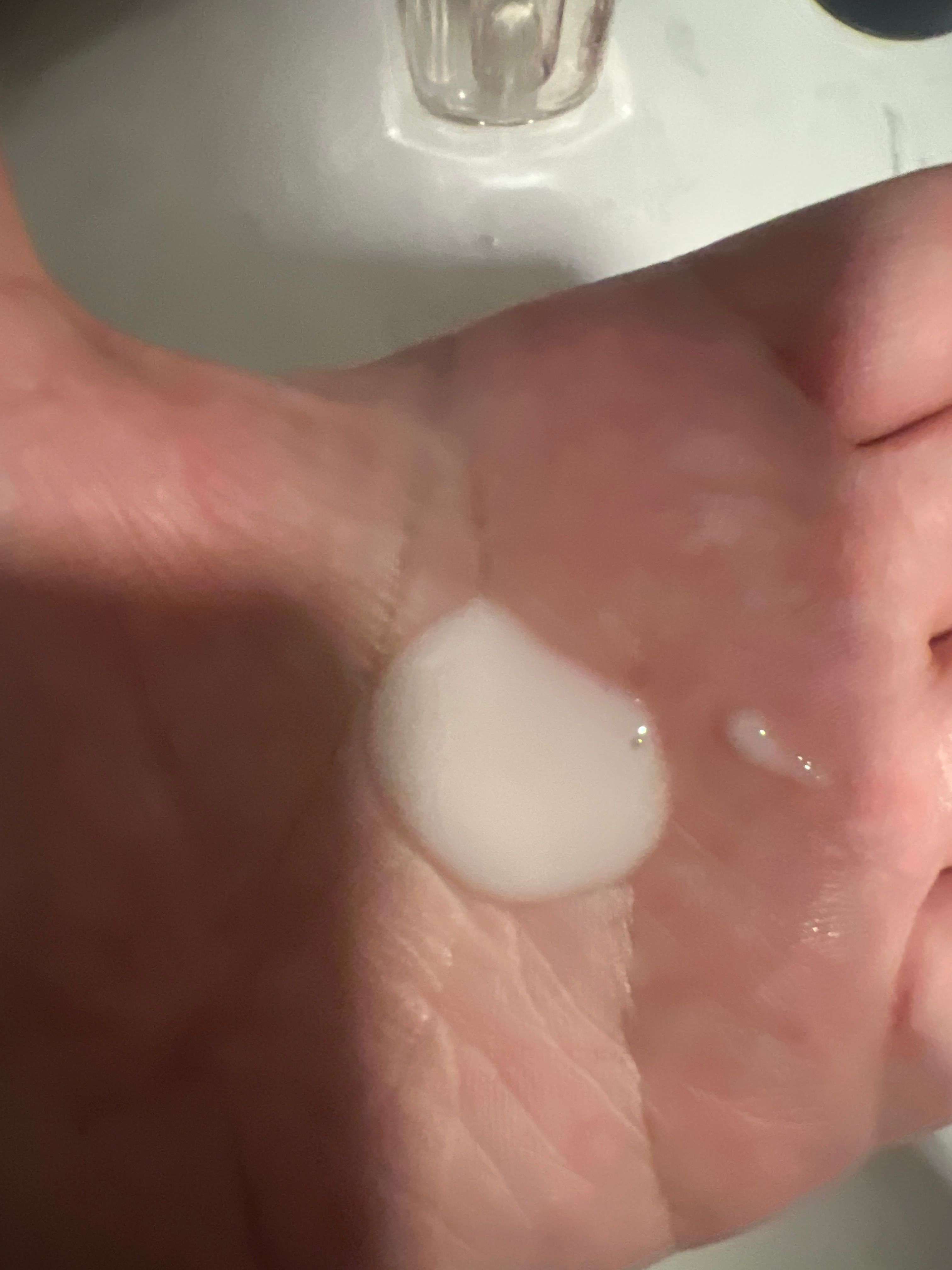 Cle De Peau 鉑鑽夜間修護乳液 真實評價/實測照片 bykwu*****************.hk 1