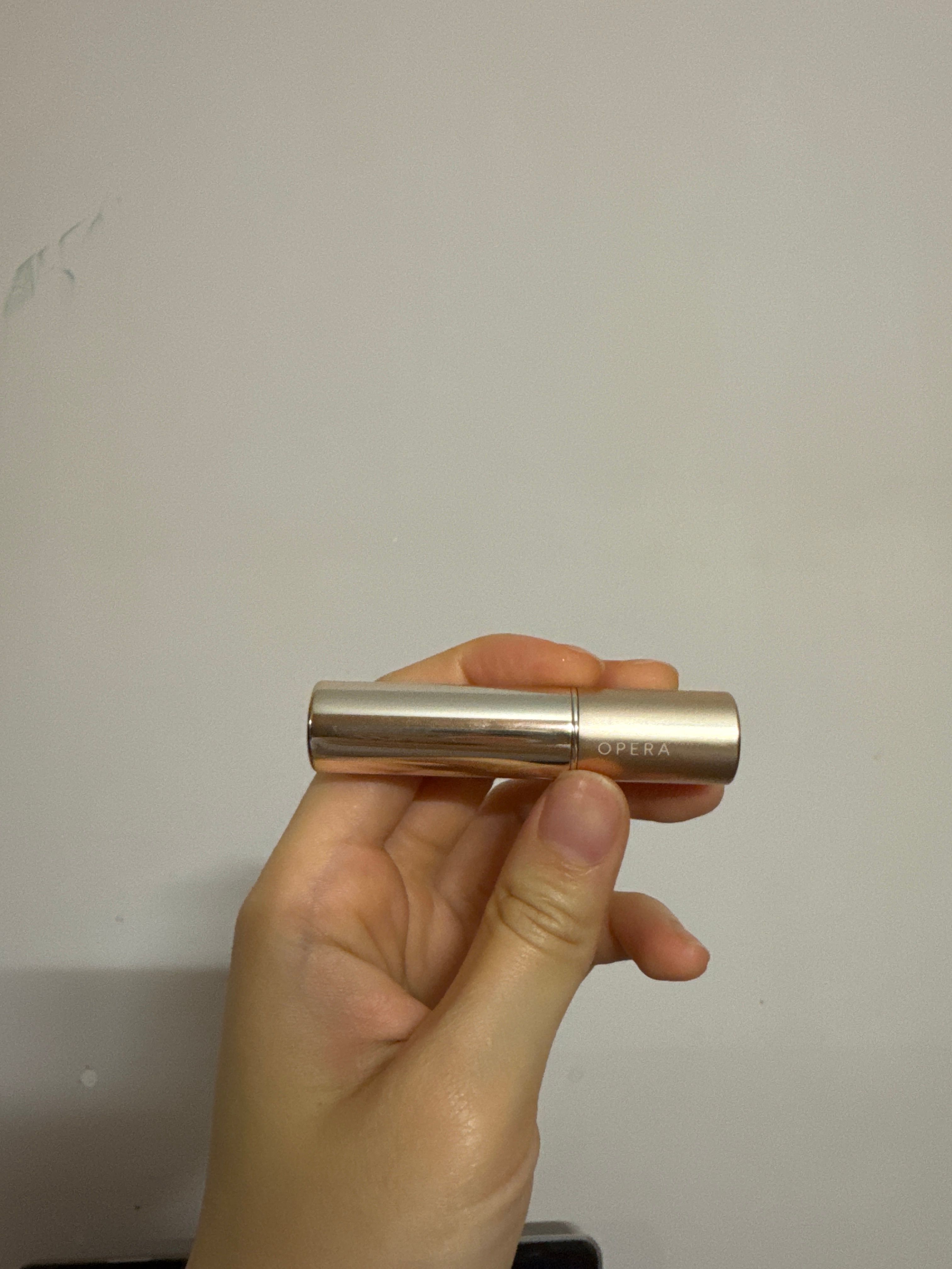 Opera 柔潤亮澤染色唇膏 真實評價/實測照片 byCat******rld 2