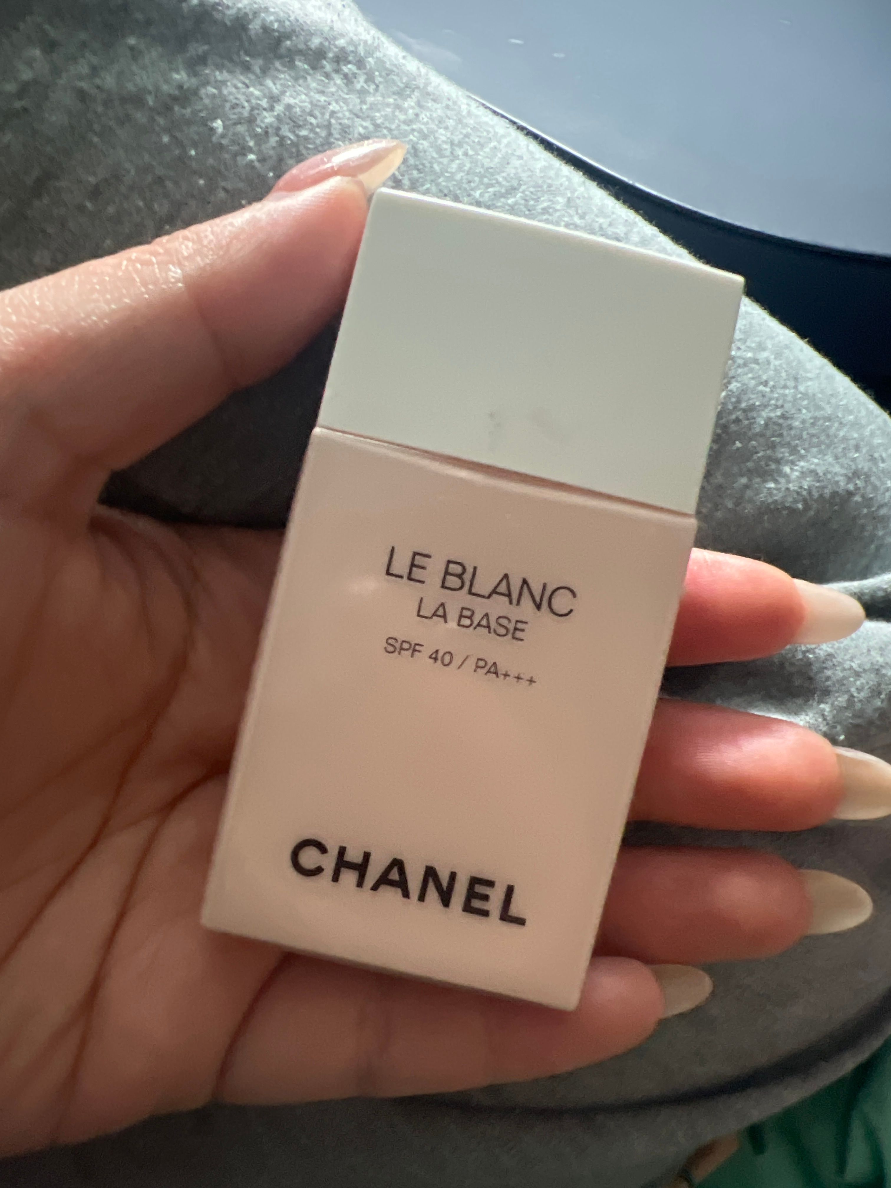 Chanel 自然高光塑顏粉底 Healthy Glow Moisturizing Foundation 真實評價/實測照片 bycar******************com 1
