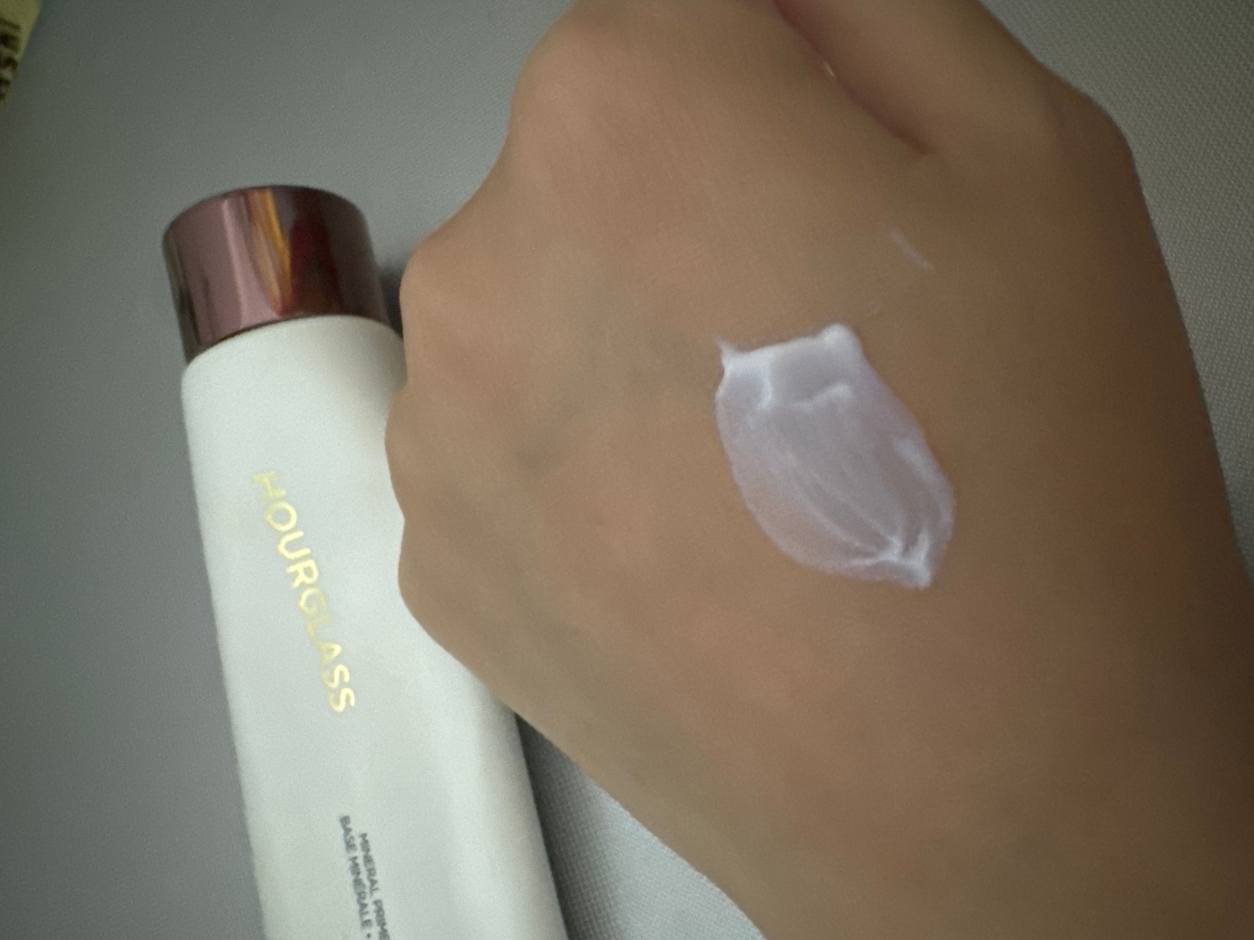 HOURGLASS VEIL™柔紗礦物質妝前乳 真實評價/實測照片 byY*N 2