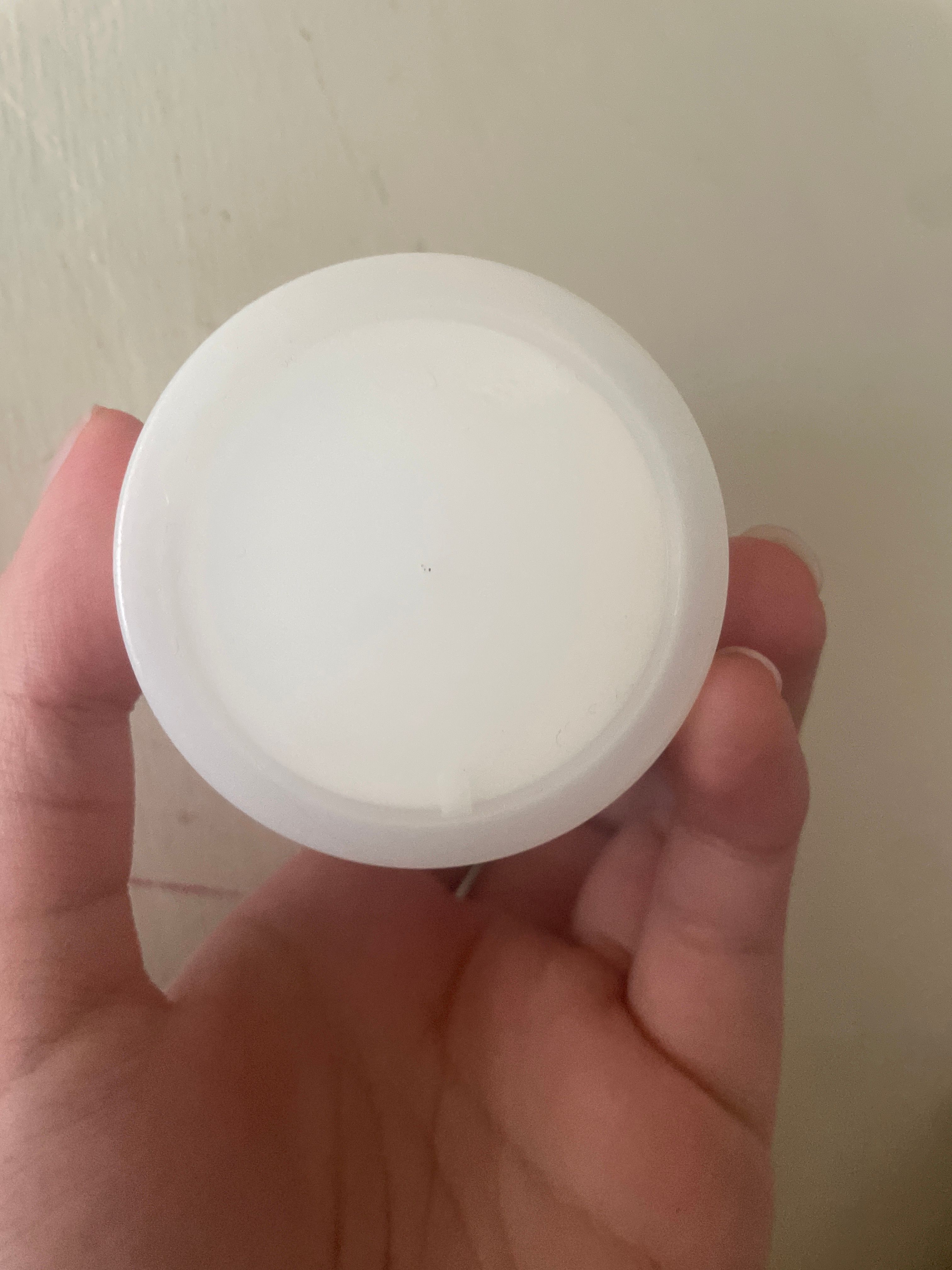 Avene 高效保濕水漾乳霜 真實評價/用後感 byyuk****************com 1 Avene 高效保濕水漾乳霜 真實評價/實測照片 byyuk****************com 1