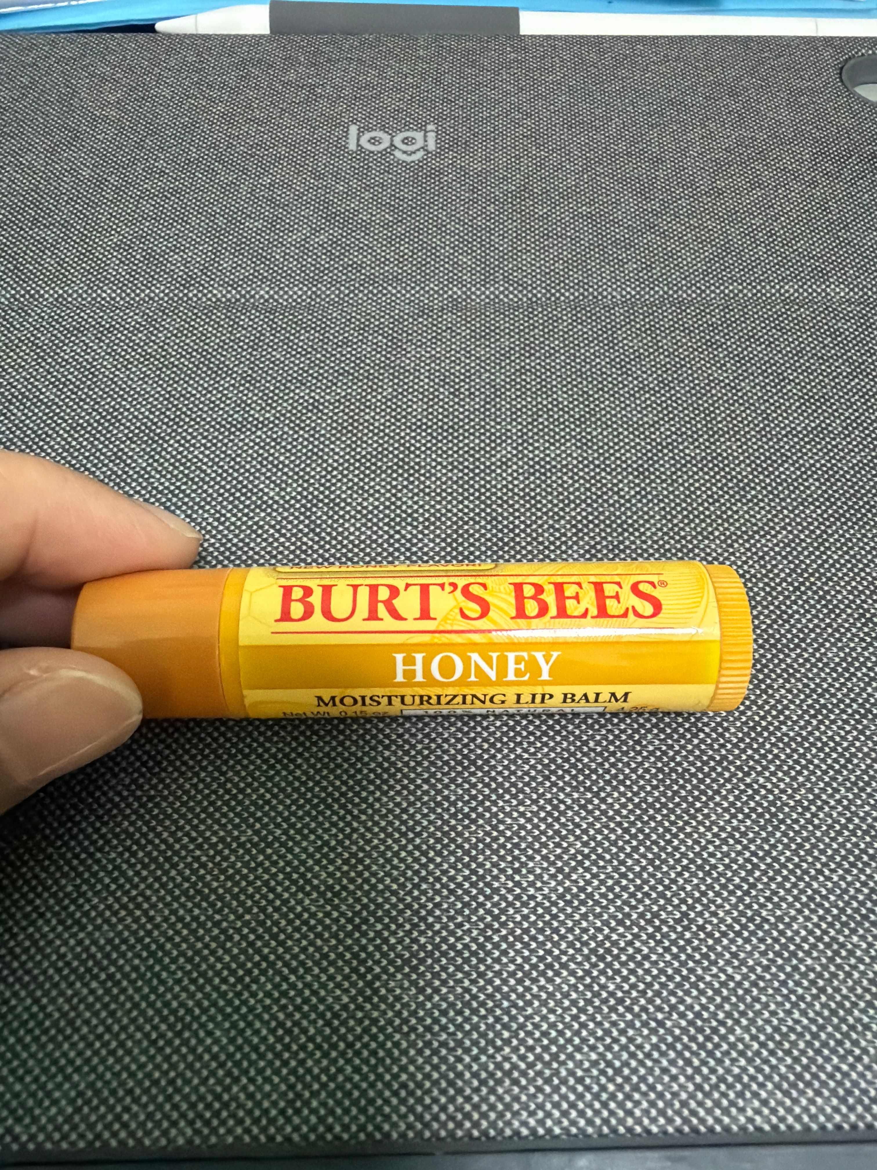 Burts Bees 蜂蜜修護潤唇膏 真實評價/實測照片 byK*i 2