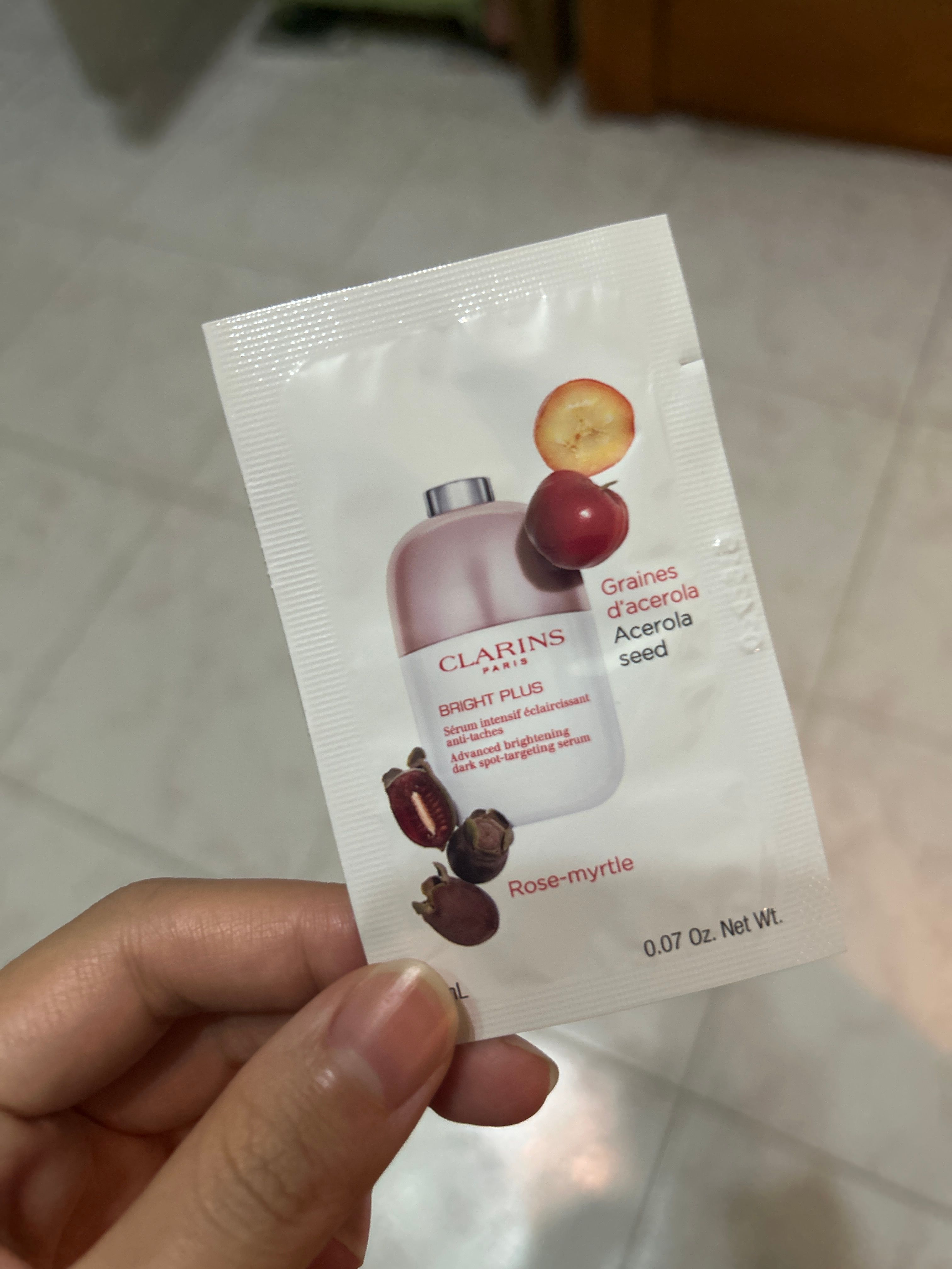 CLARINS 透亮光感淡斑精華 真實評價/實測照片 bycur**************com 2