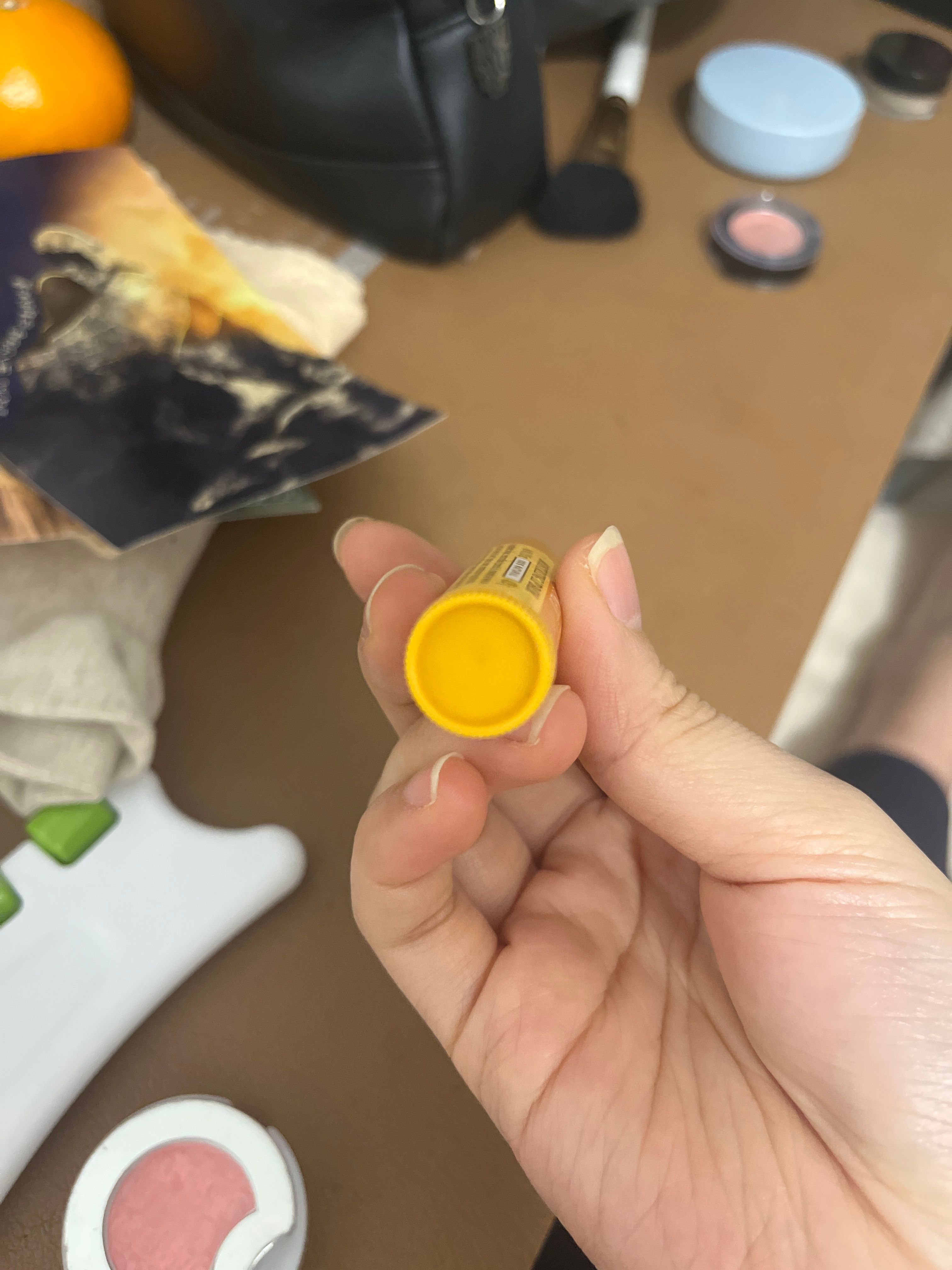Burts Bees 蜜蠟皇牌潤唇膏 真實評價/實測照片 byhiu***************com 1