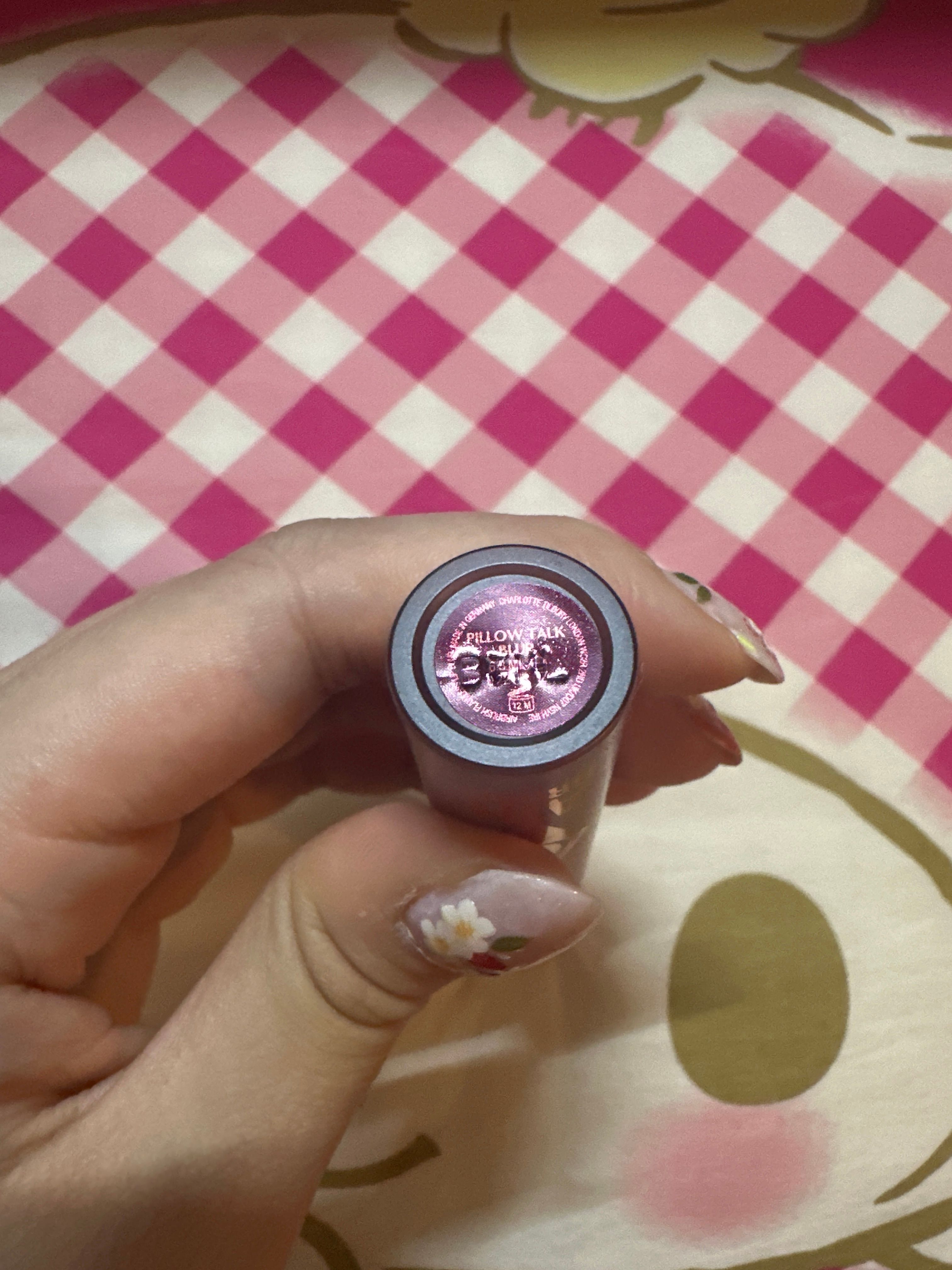 Charlotte Tilbury 極緻柔霧唇釉 真實評價/用後感 byHaz****ong 1 Charlotte Tilbury 極緻柔霧唇釉 真實評價/實測照片 byHaz****ong 1