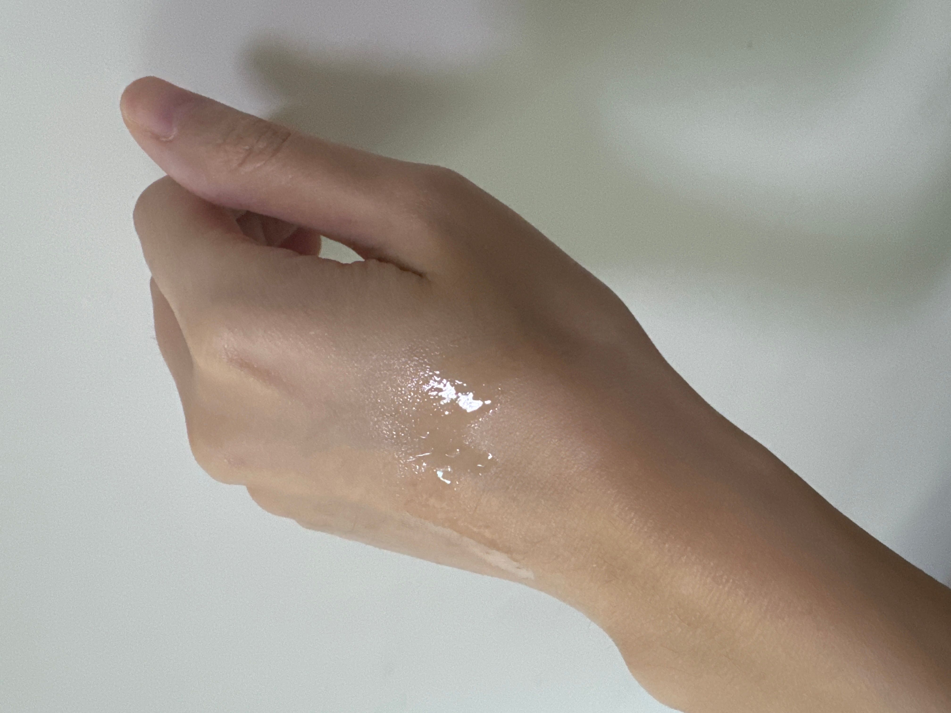 The Ordinary Ascorbyl Tetraisopalmitate Solution 20% in Vitamin F 真實評價/用後感 byT* 1 The Ordinary Ascorbyl Tetraisopalmitate Solution 20% in Vitamin F 真實評價/實測照片 byT* 1