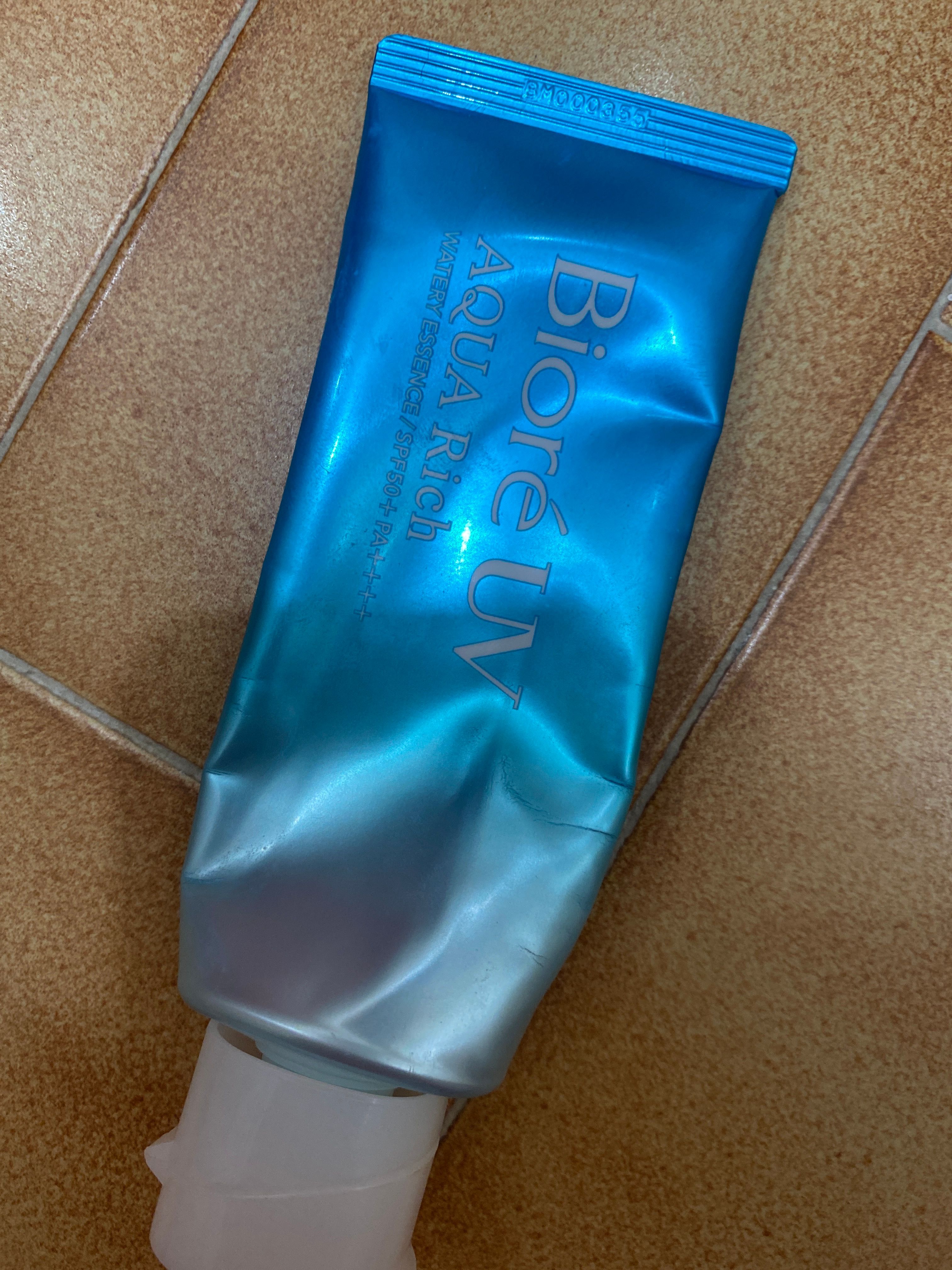 Biore 水凝長效保濕防曬乳 (冰涼配方) 真實評價/實測照片 bysiu************com 2