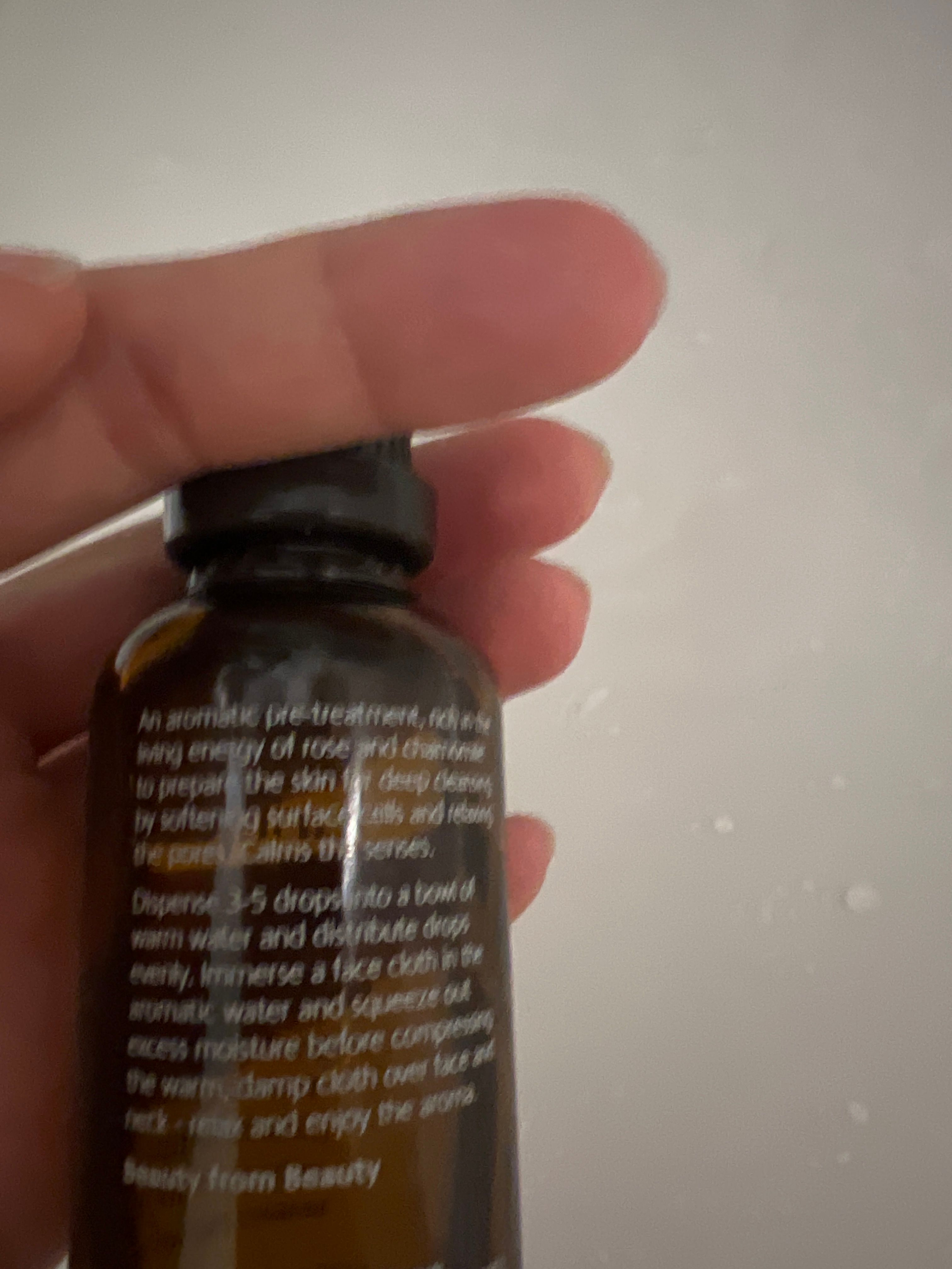 Jurlique 洋甘菊/玫瑰保濕香薰精華 真實評價/用後感 byIn**ni 1 Jurlique 洋甘菊/玫瑰保濕香薰精華 真實評價/實測照片 byIn**ni 1