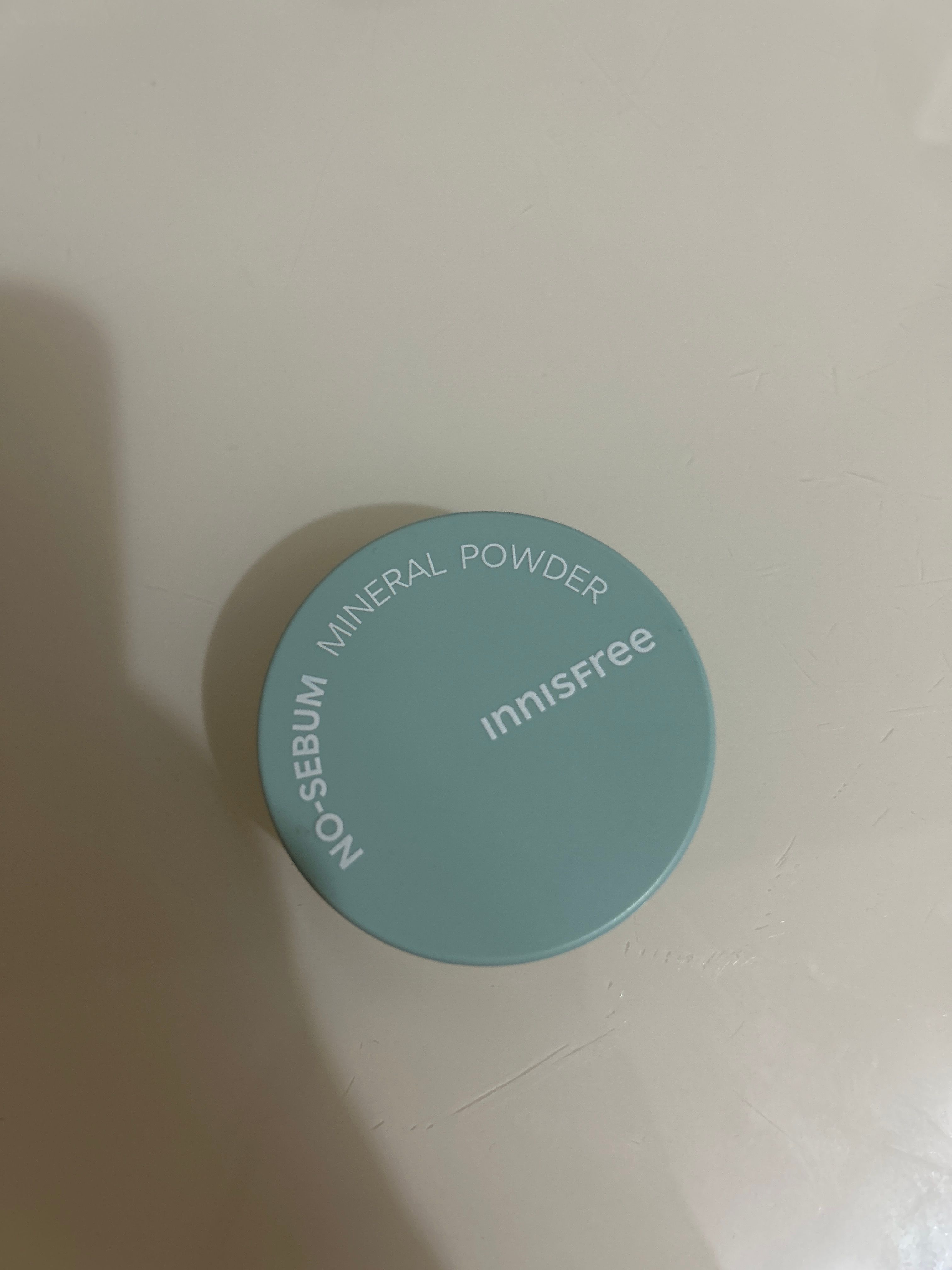 Innisfree 控油礦物質散粉 真實評價/用後感 bycur**************com 1 Innisfree 控油礦物質散粉 真實評價/實測照片 bycur**************com 1