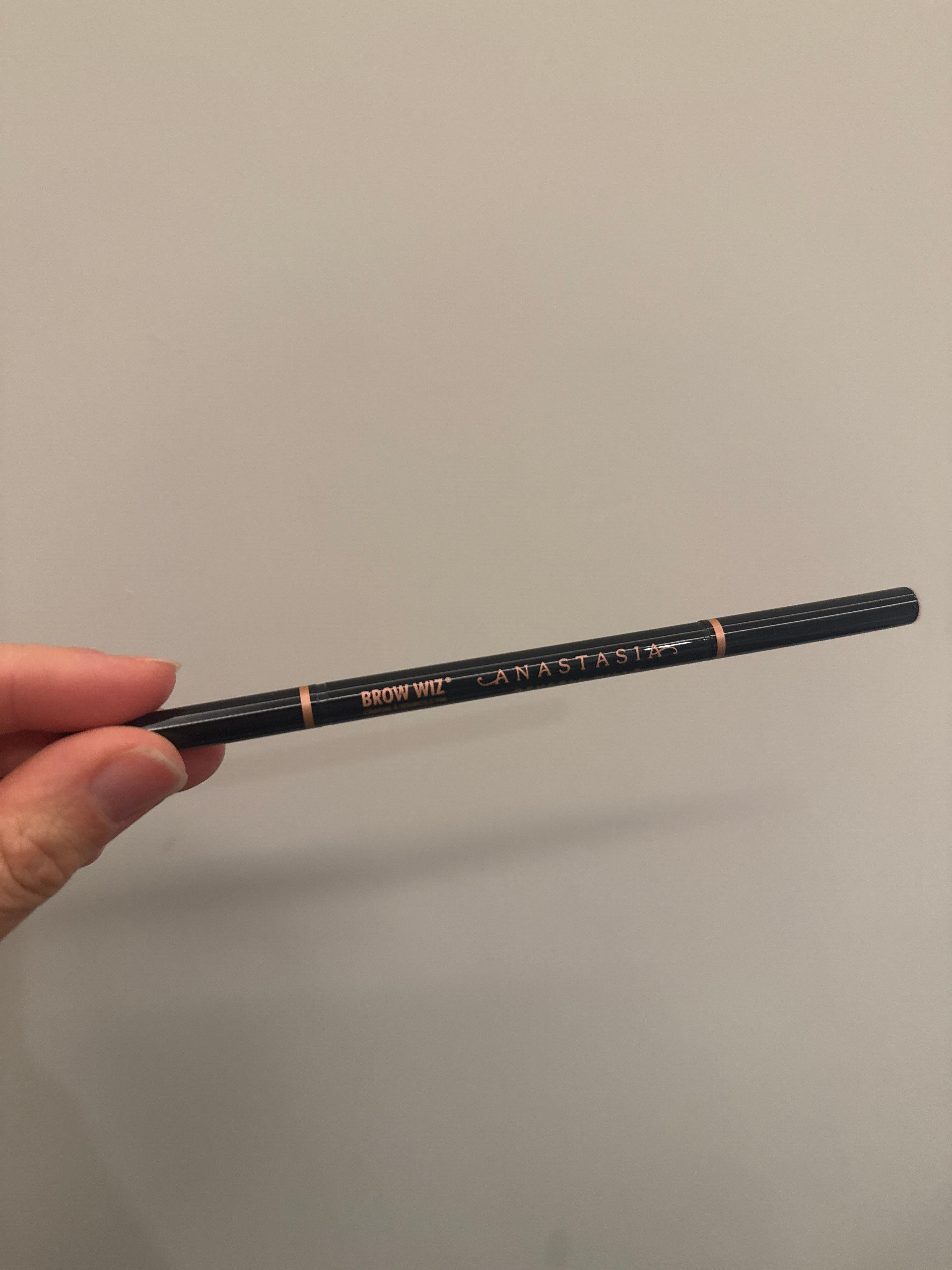 Anastasia Beverly Hills 雙頭幼細精準眉筆 真實評價/用後感 bysan*********************.hk 2 Anastasia Beverly Hills 雙頭幼細精準眉筆 真實評價/實測照片 bysan*********************.hk 2