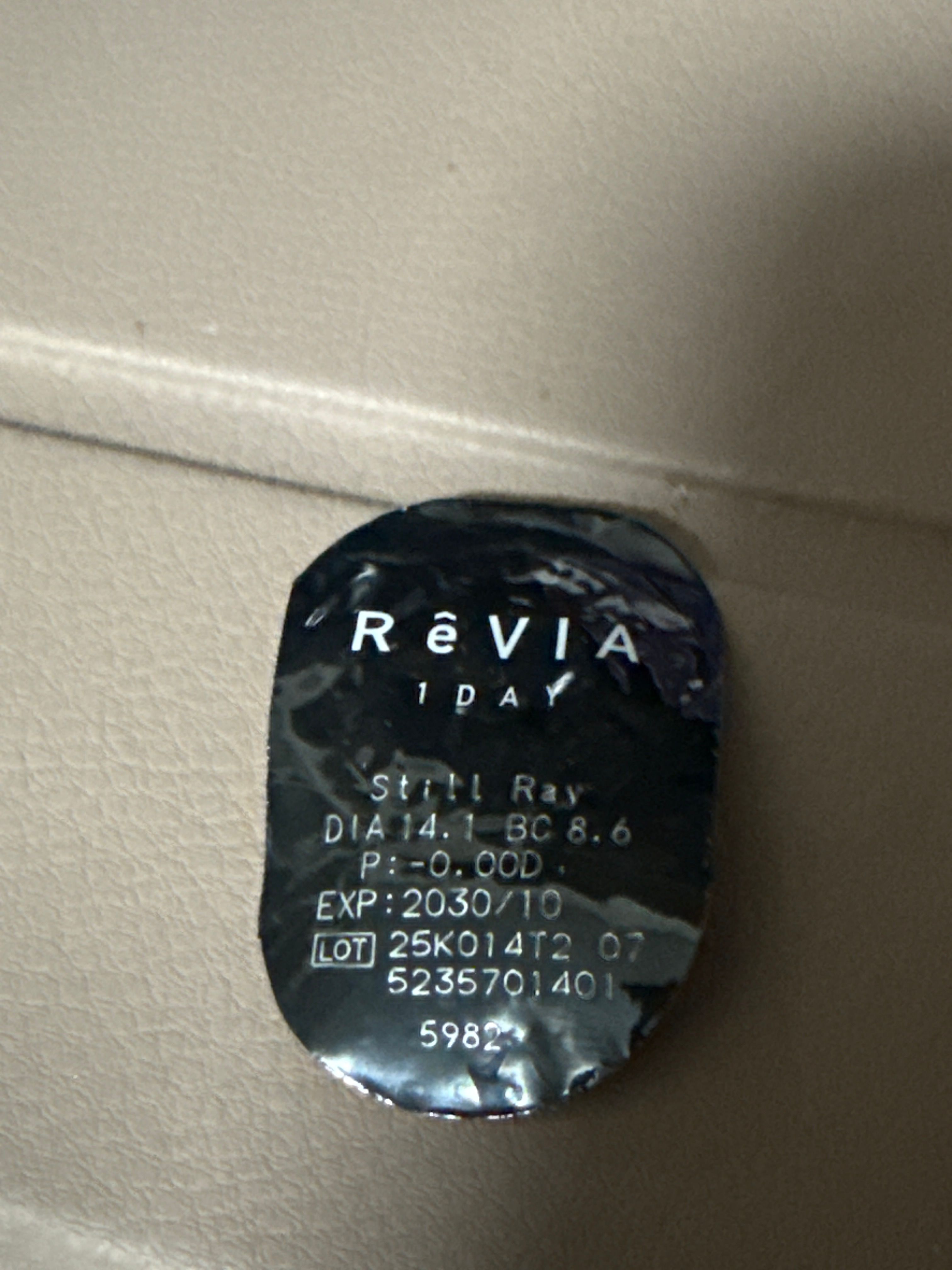REVIA 彩妝隱形眼鏡 真實評價/實測照片 bywin*************com 1