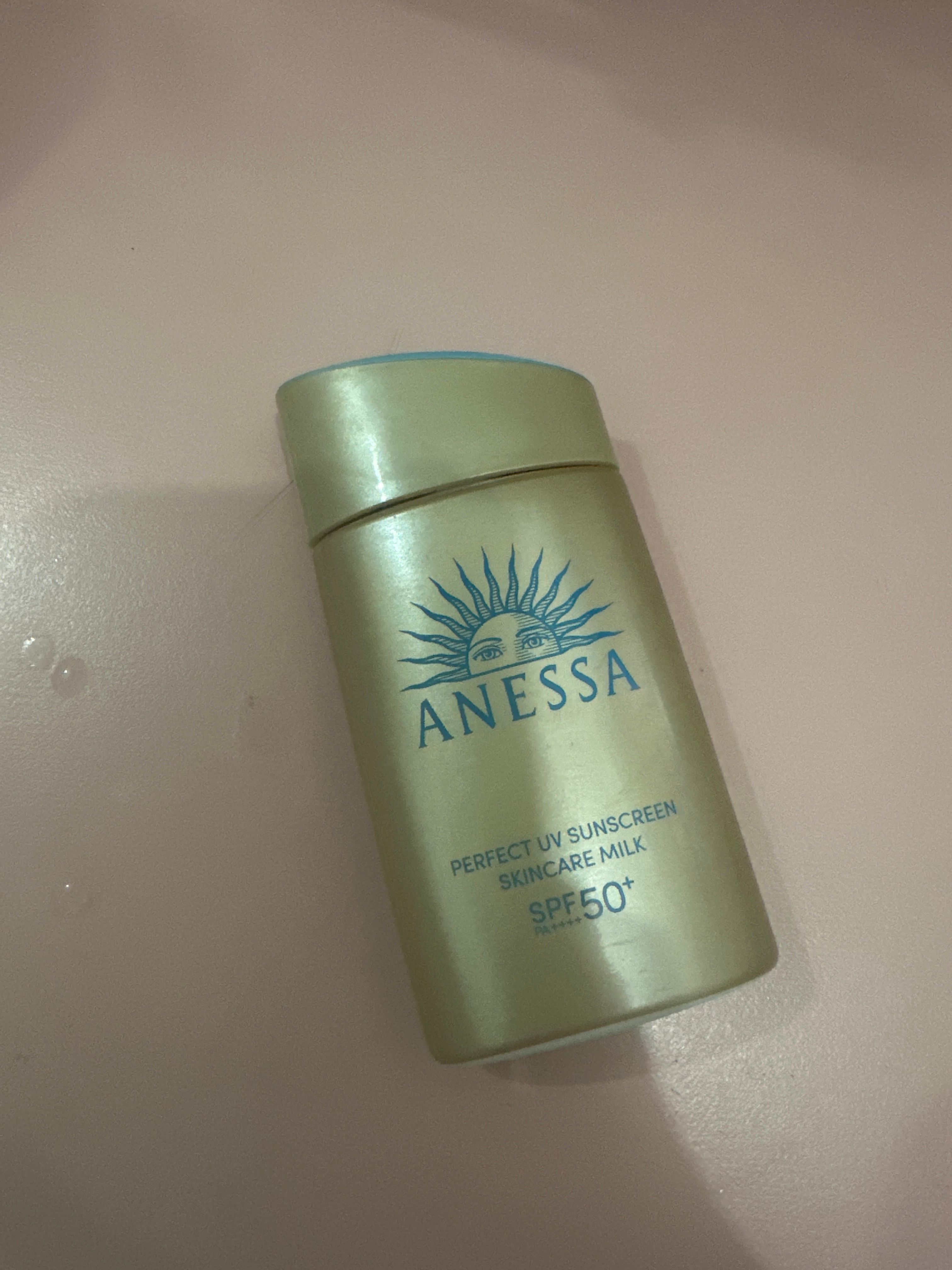 Anessa 安耐曬 極防水美肌UV乳液 SPF50+ PA++++ 真實評價/用後感 byYy**ui 1 Anessa 安耐曬 極防水美肌UV乳液 SPF50+ PA++++ 真實評價/實測照片 byYy**ui 1