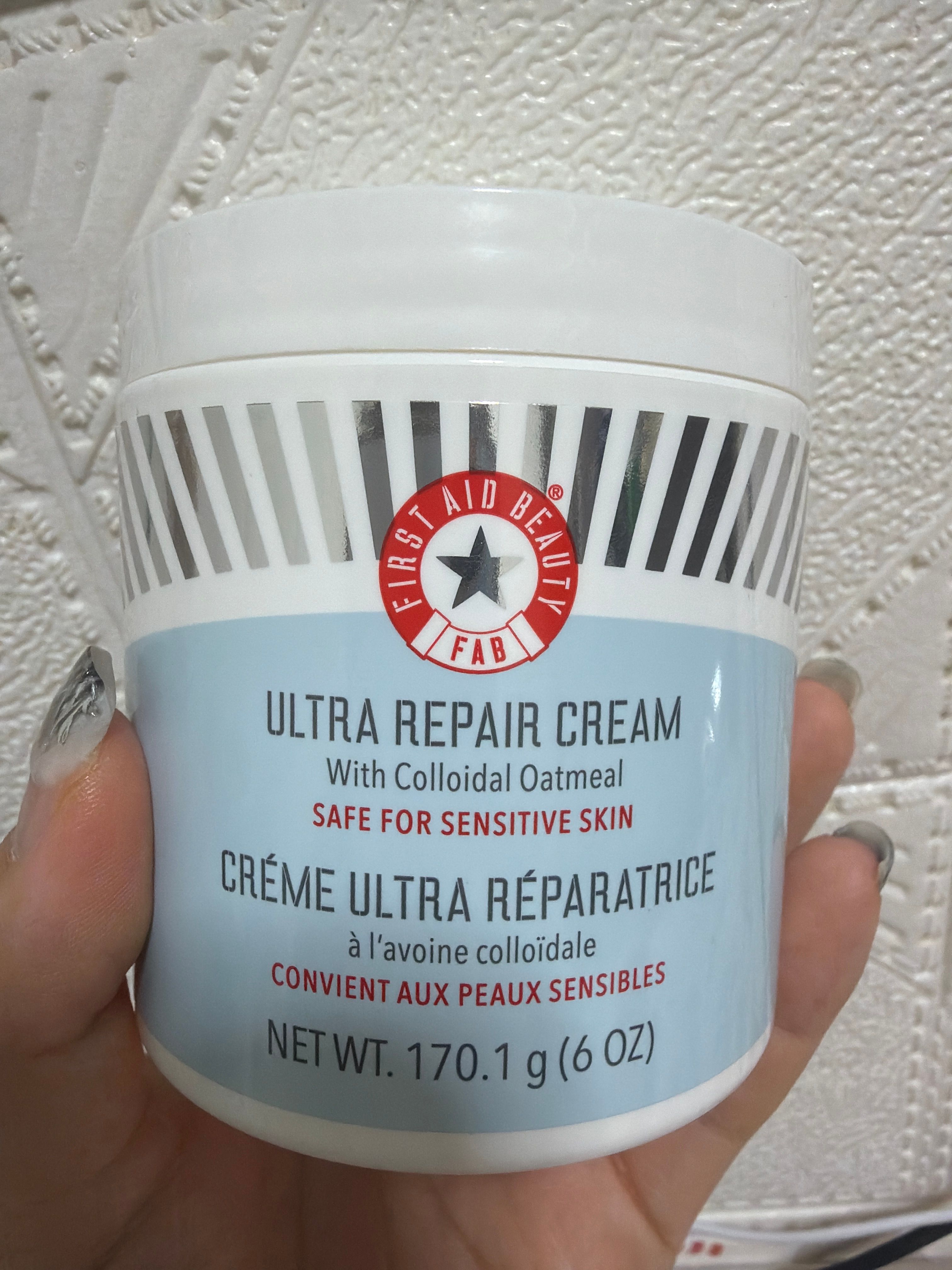 First Aid Beauty 強效保濕皇牌燕麥面霜 真實評價/實測照片 byKat*******ang 1