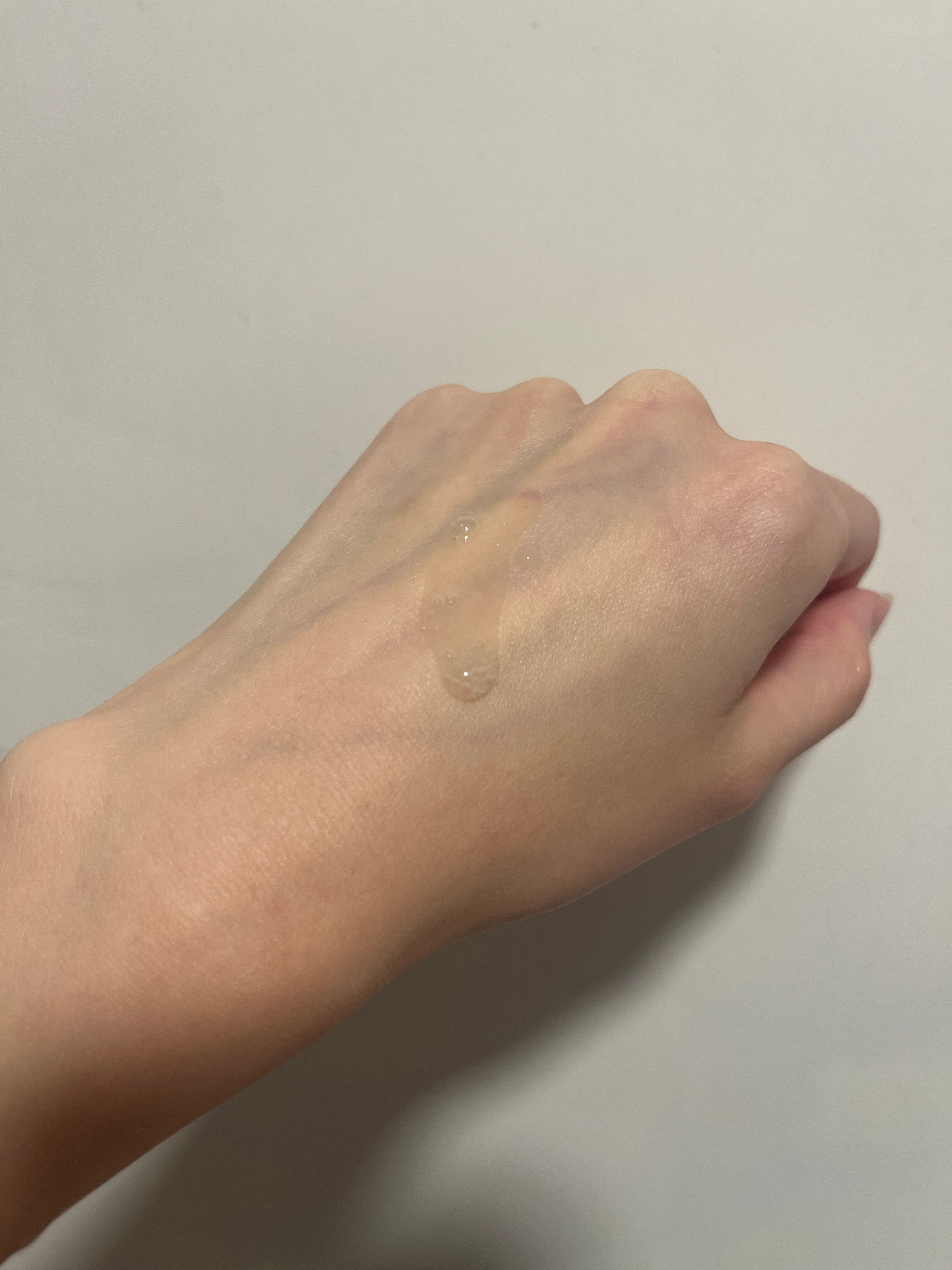 Innisfree 綠茶籽保濕精華 真實評價/用後感 byt*y 1 Innisfree 綠茶籽保濕精華 真實評價/實測照片 byt*y 1