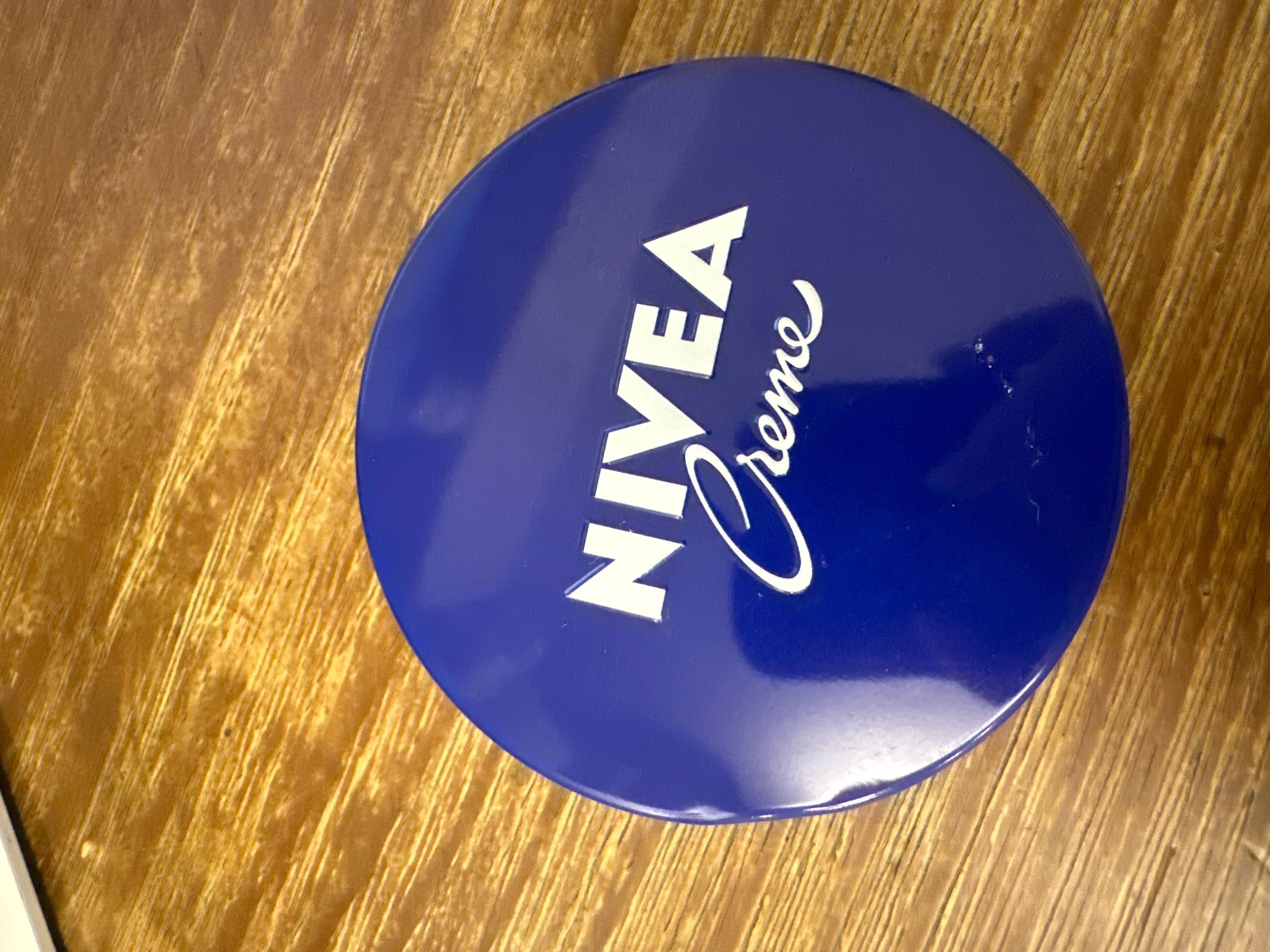 Nivea 潤膚霜（小藍罐） 真實評價/實測照片 byU**e 1