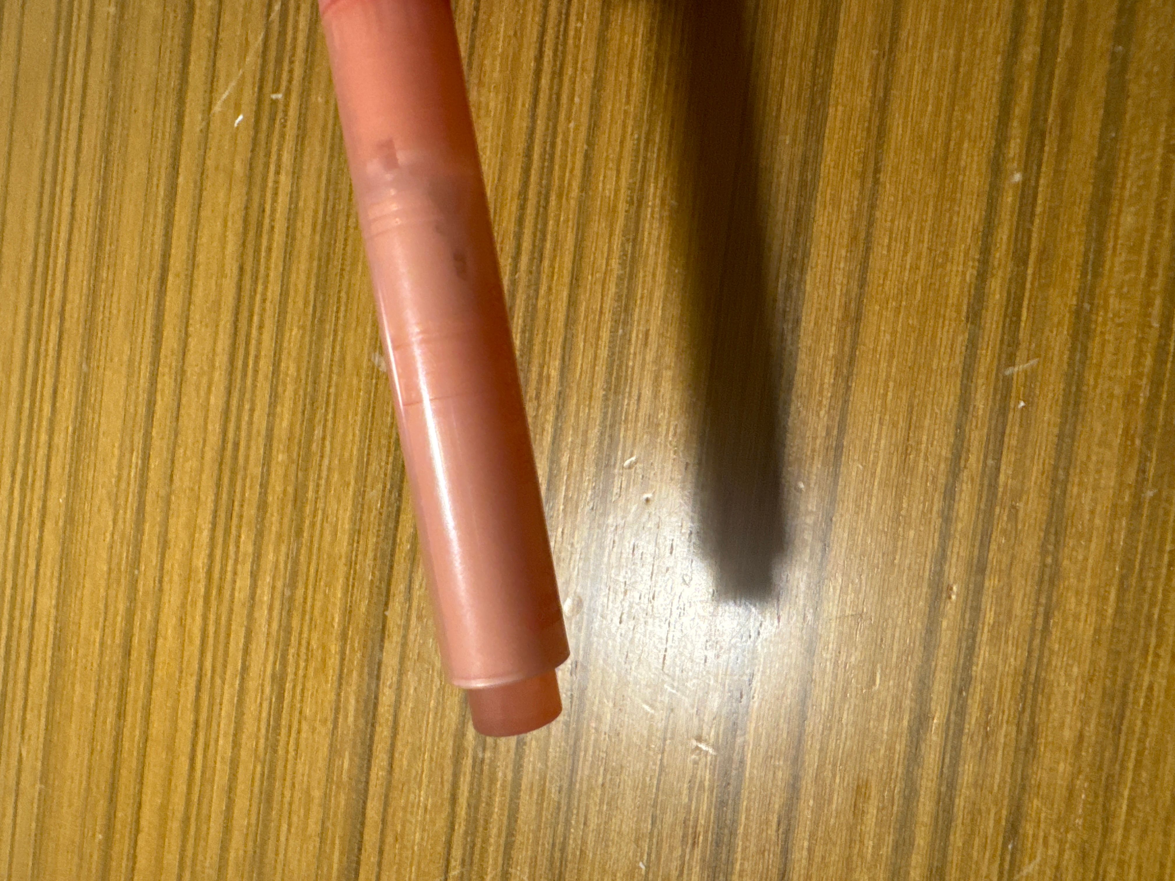 Dasique 棒棒糖果水光豐潤唇膏筆 真實評價/實測照片 byaub******************com 1