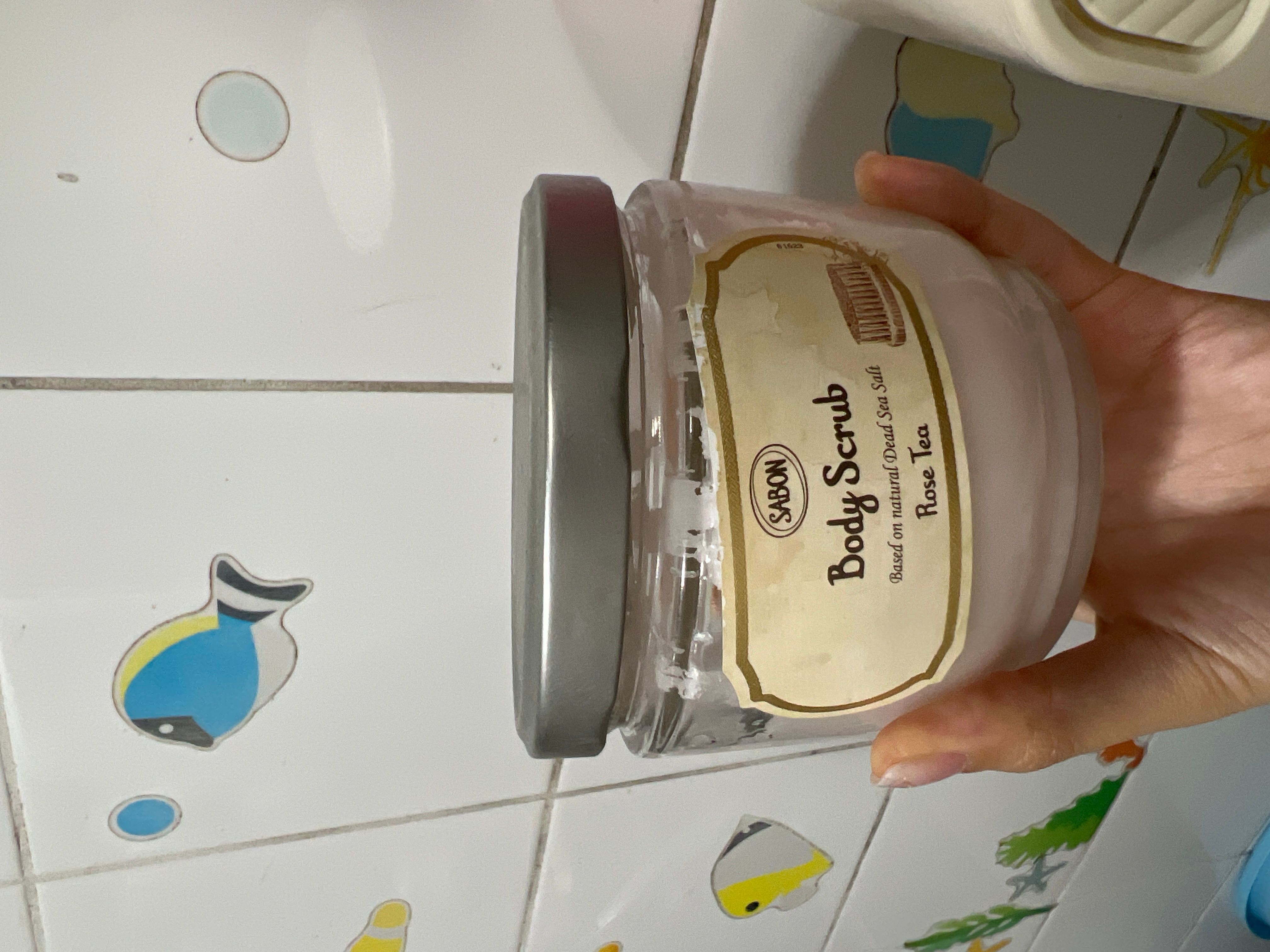 Sabon 玫瑰花茶死海鹽淨化修護身體磨砂 真實評價/實測照片 bytkm*************com 1