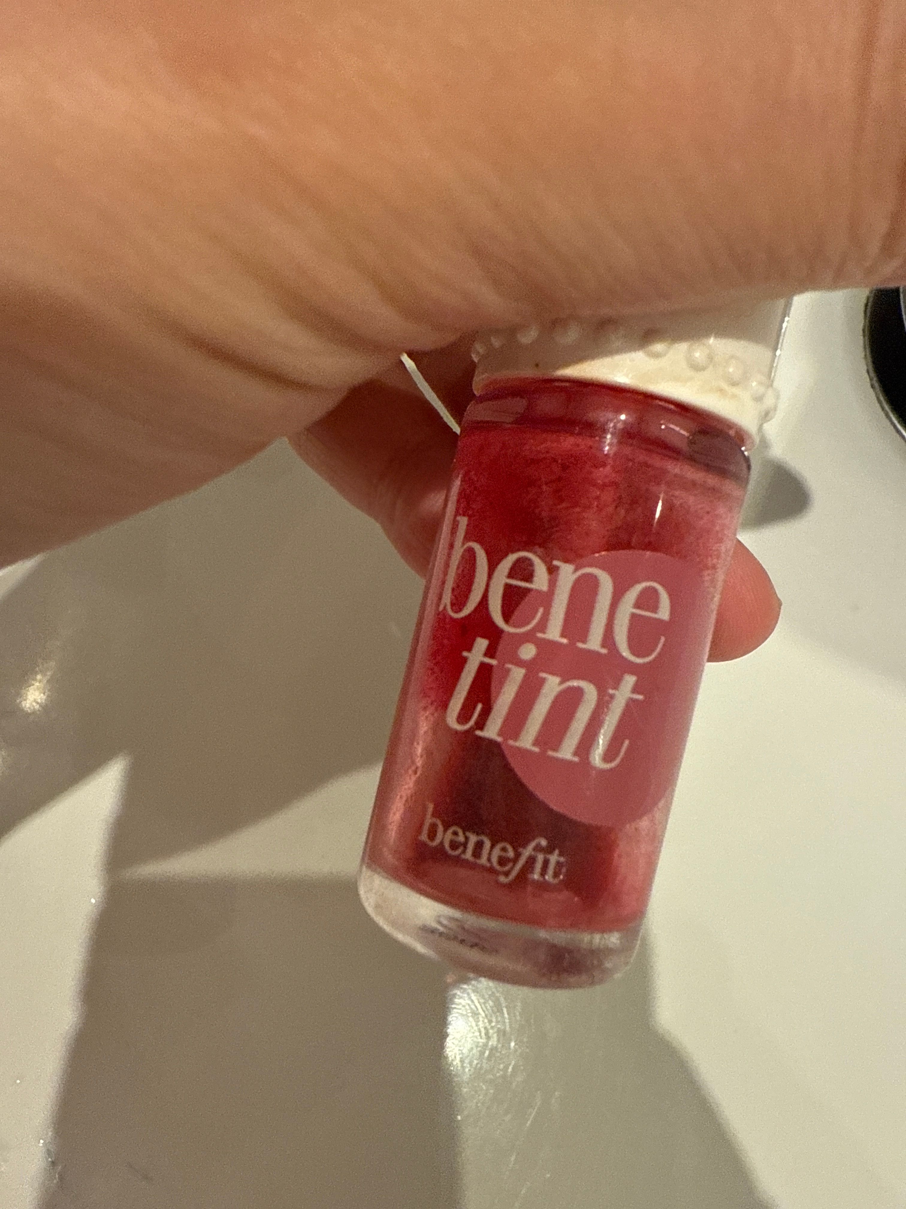 Benefit Cosmetics Flora Tint花妍甜心唇頰兩用胭脂水 真實評價/實測照片 byKwo***uen 1