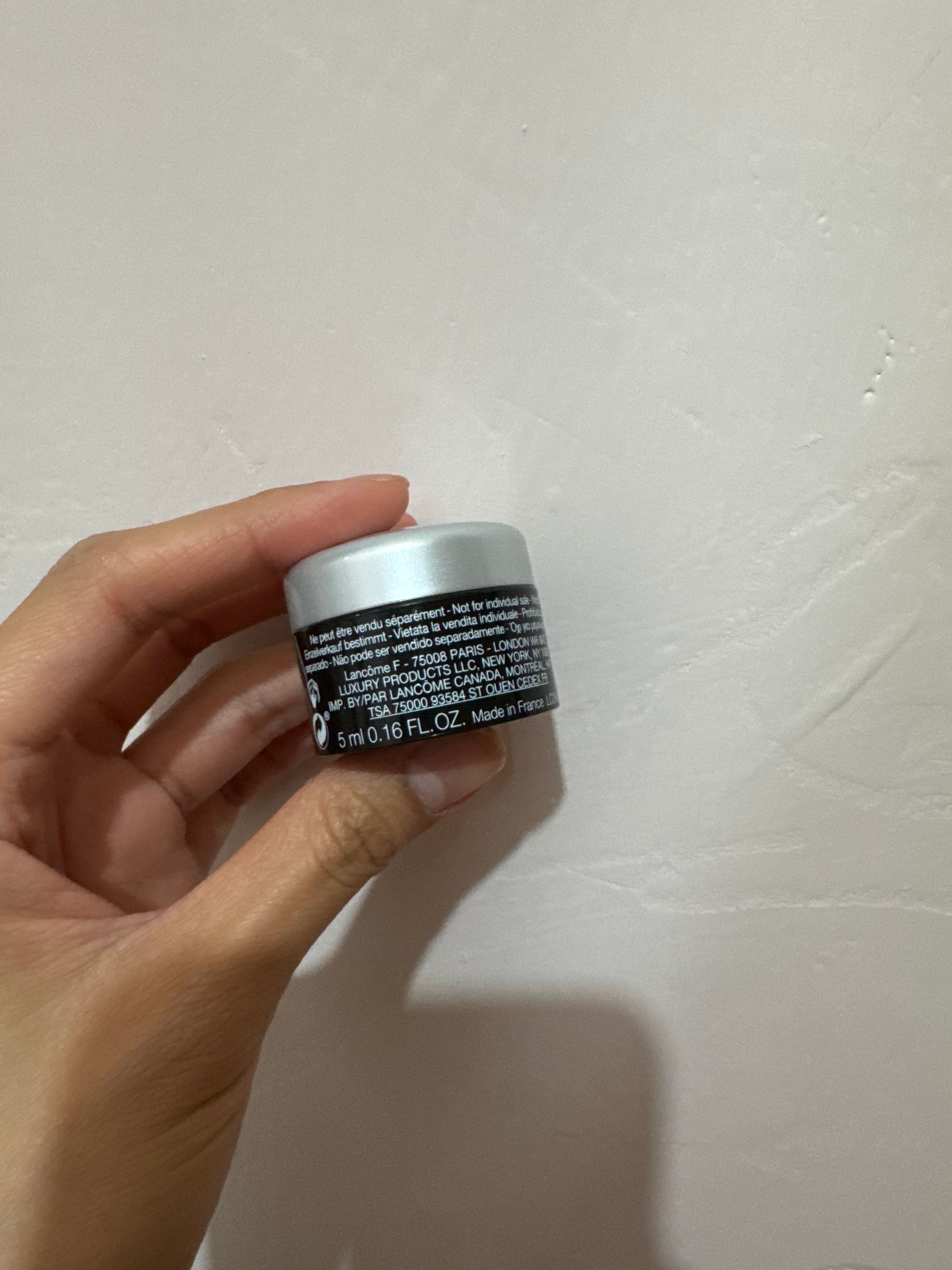 Lancome 升級版嫩肌活膚眼霜 真實評價/用後感 byJoj***********314 2 Lancome 升級版嫩肌活膚眼霜 真實評價/實測照片 byJoj***********314 2