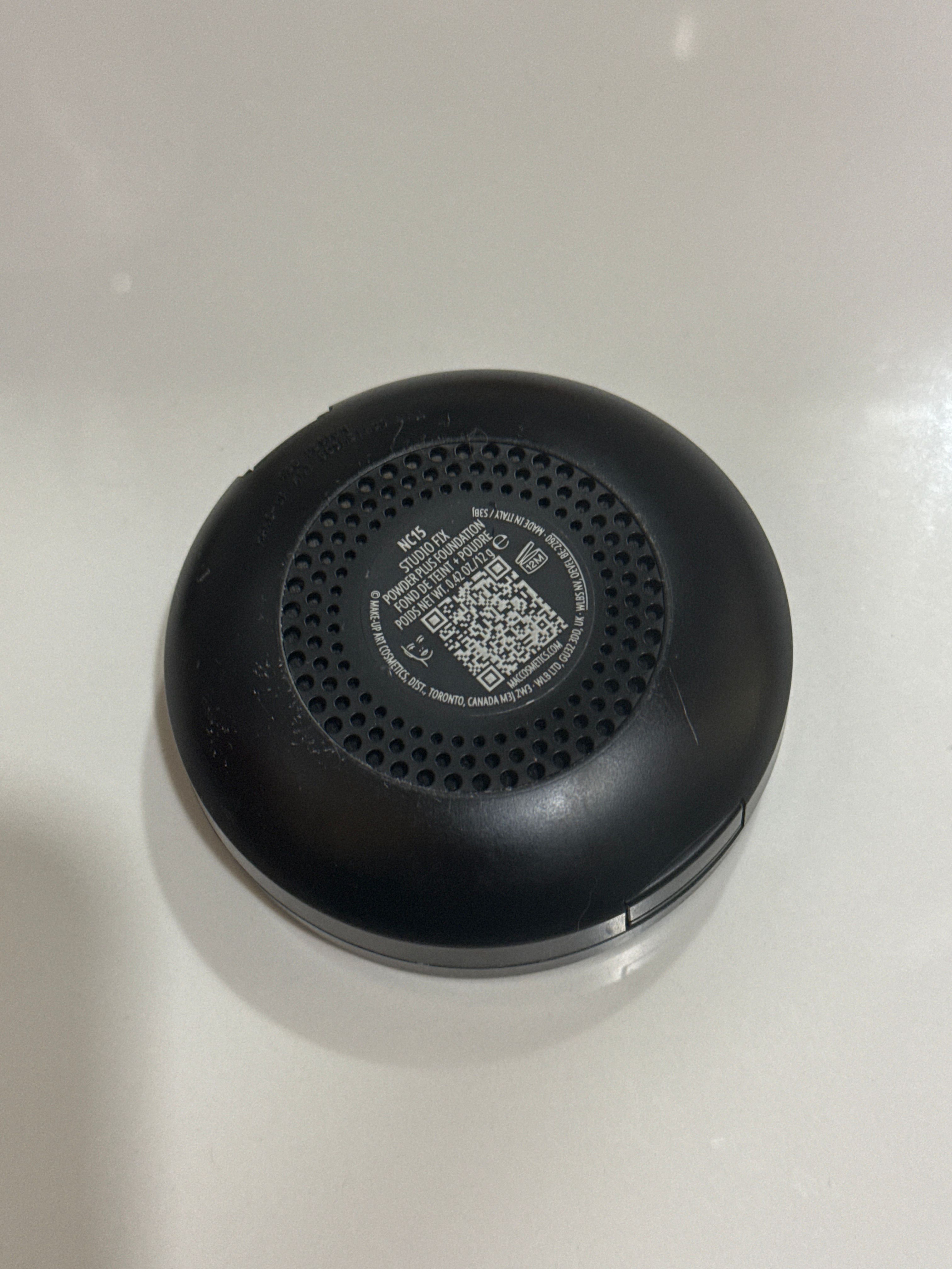 MAC Cosmetics 專業無瑕柔膚粉餅 真實評價/實測照片 byE*i 1