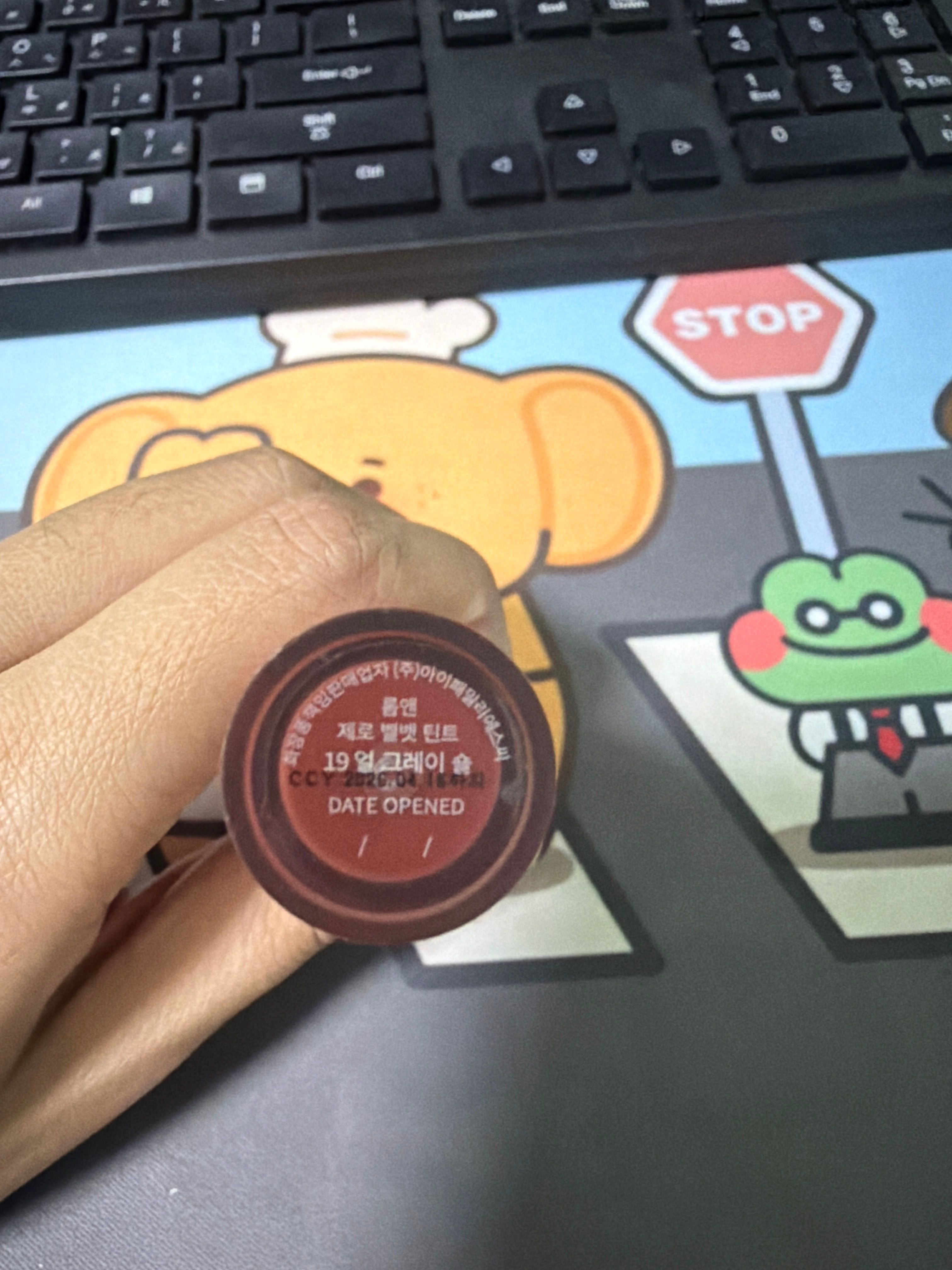 Romand 零感絲絨霧面鎖色唇釉 真實評價/實測照片 byK*i 2